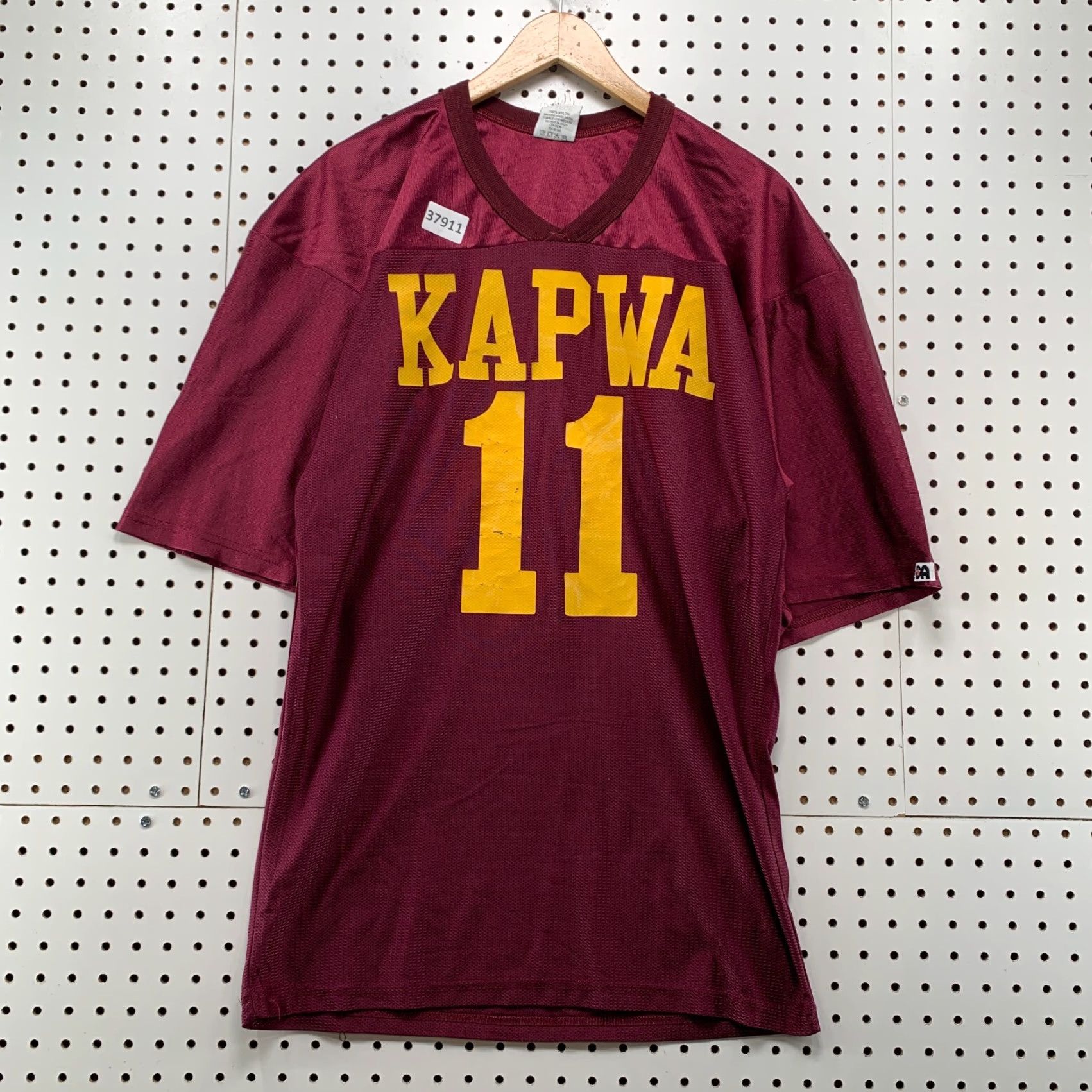Vintage VINTAGE Kapwa Suck It Football Jersey Mens Large Red Funny Tagalog #11 USA Jersey T-Shirt Mens Red 90s Size US L / EU 52-54 / 3 - 5 Thumbnail