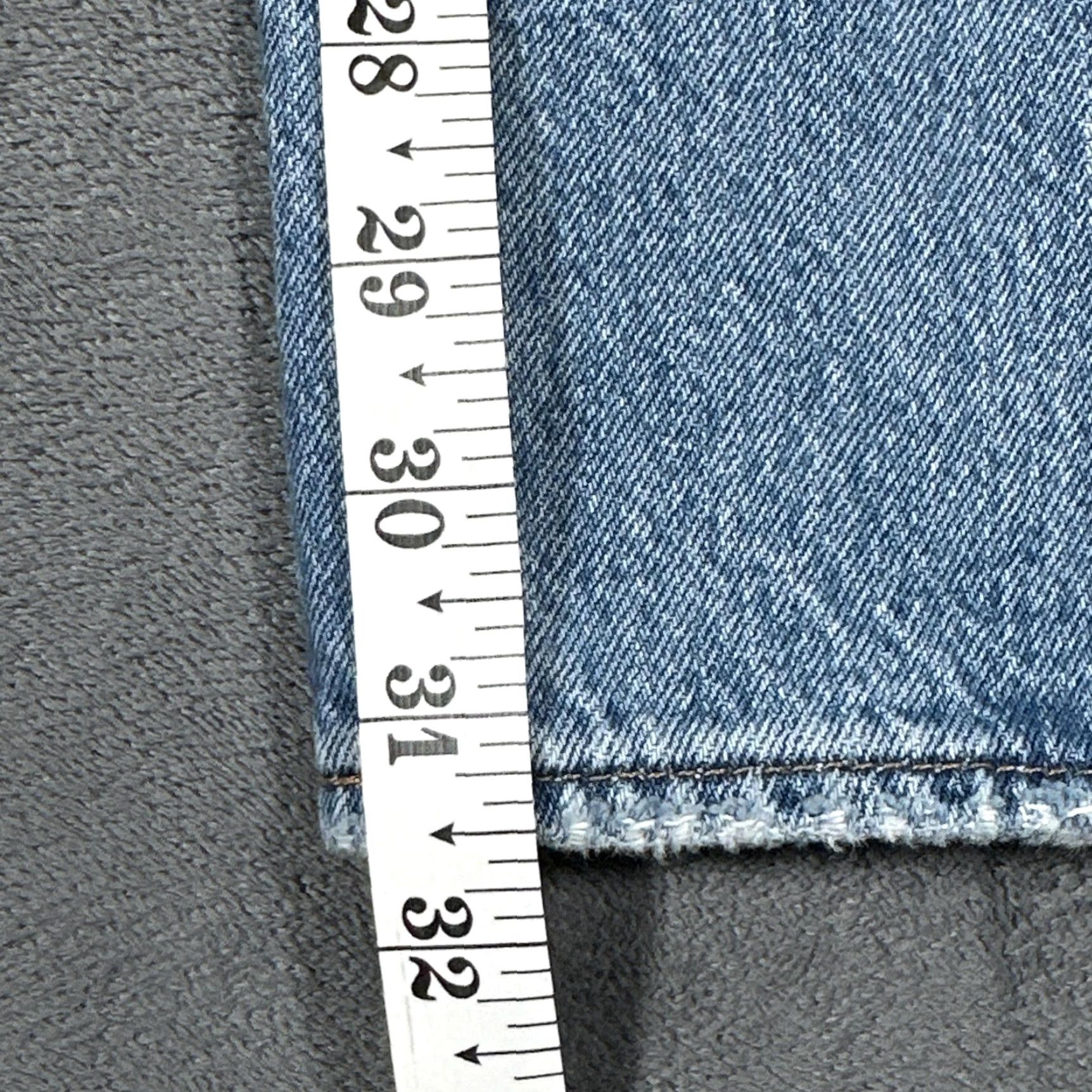 Levi's Levis 501 Jeans Mens 34x32 Blue Denim Distressed Ripped Button Fly Straight Leg Size US 34 / EU 50 - 5 Thumbnail