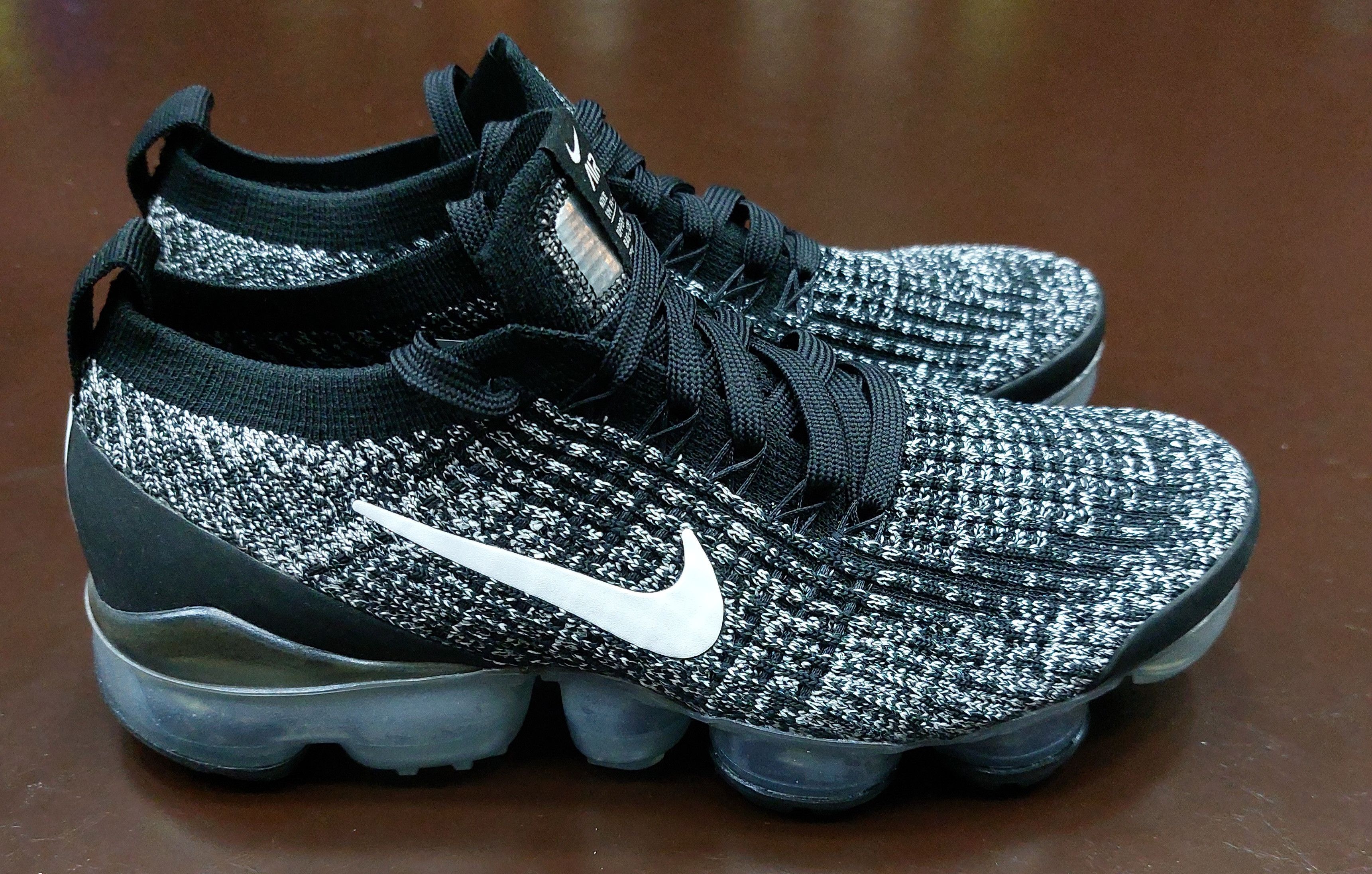 vapormax flyknit 3 oreo