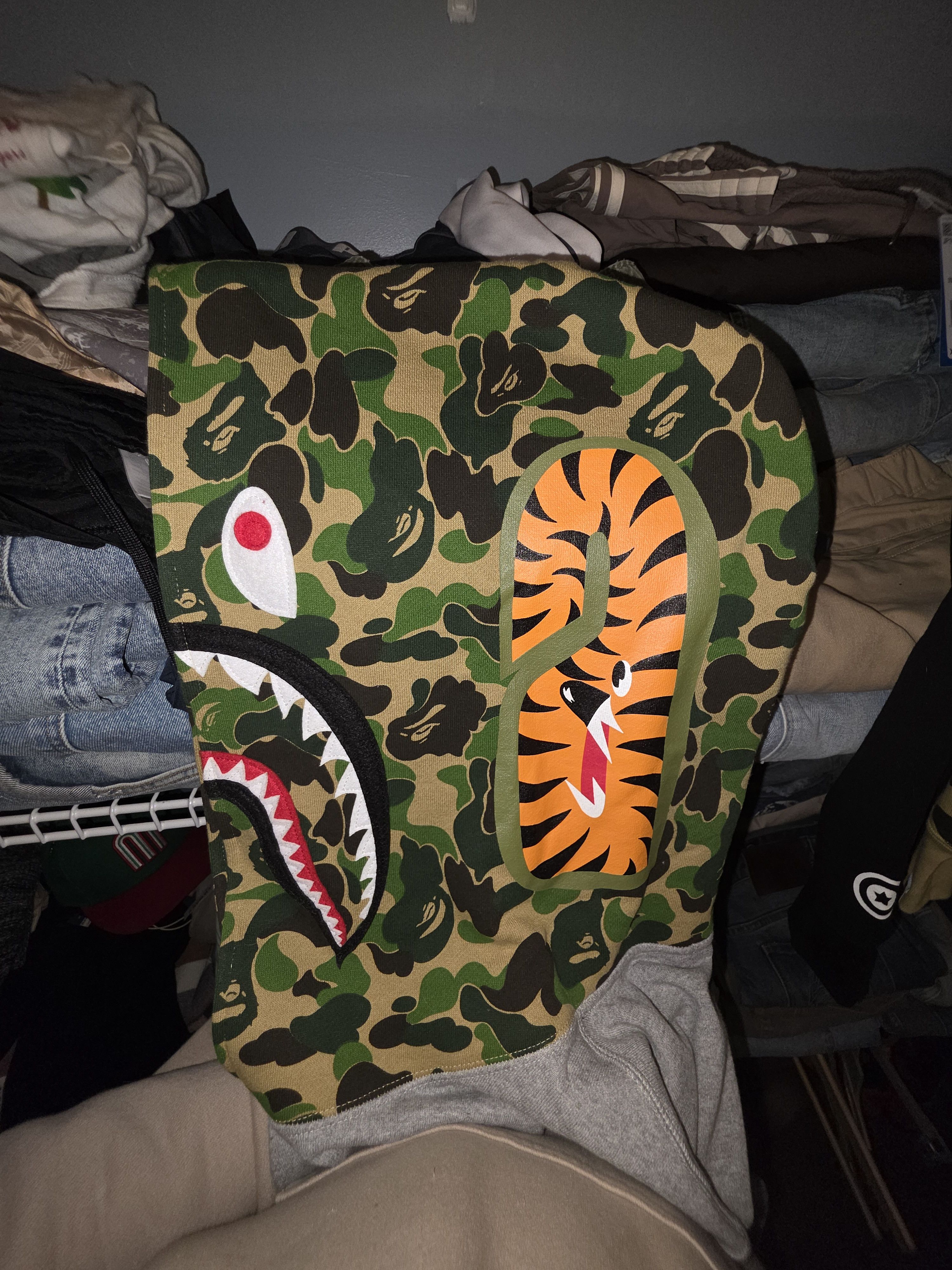 Bape Bape hoodie XXL brand new Size US XXL / EU 58 / 5 - 2 Thumbnail