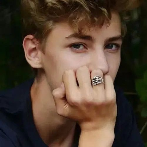 Jewelry × Vintage Skeleton Hand Ring Size ONE SIZE - 2 Thumbnail