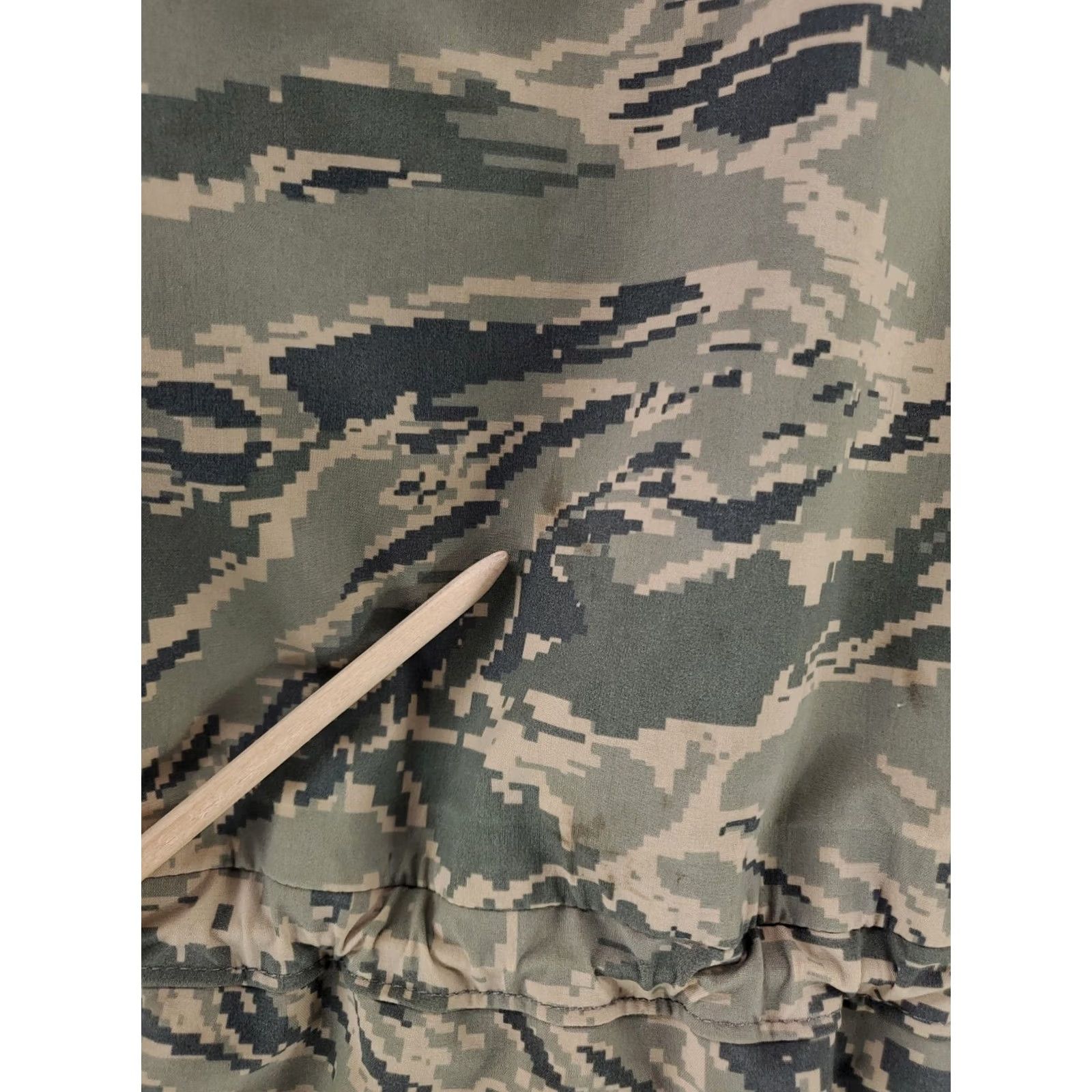 Vintage VINTAGE US Military All Purpose Environmental Parka Jacket Camouflage GTX APECS Mens L Long Size US L / EU 52-54 / 3 - 5 Thumbnail