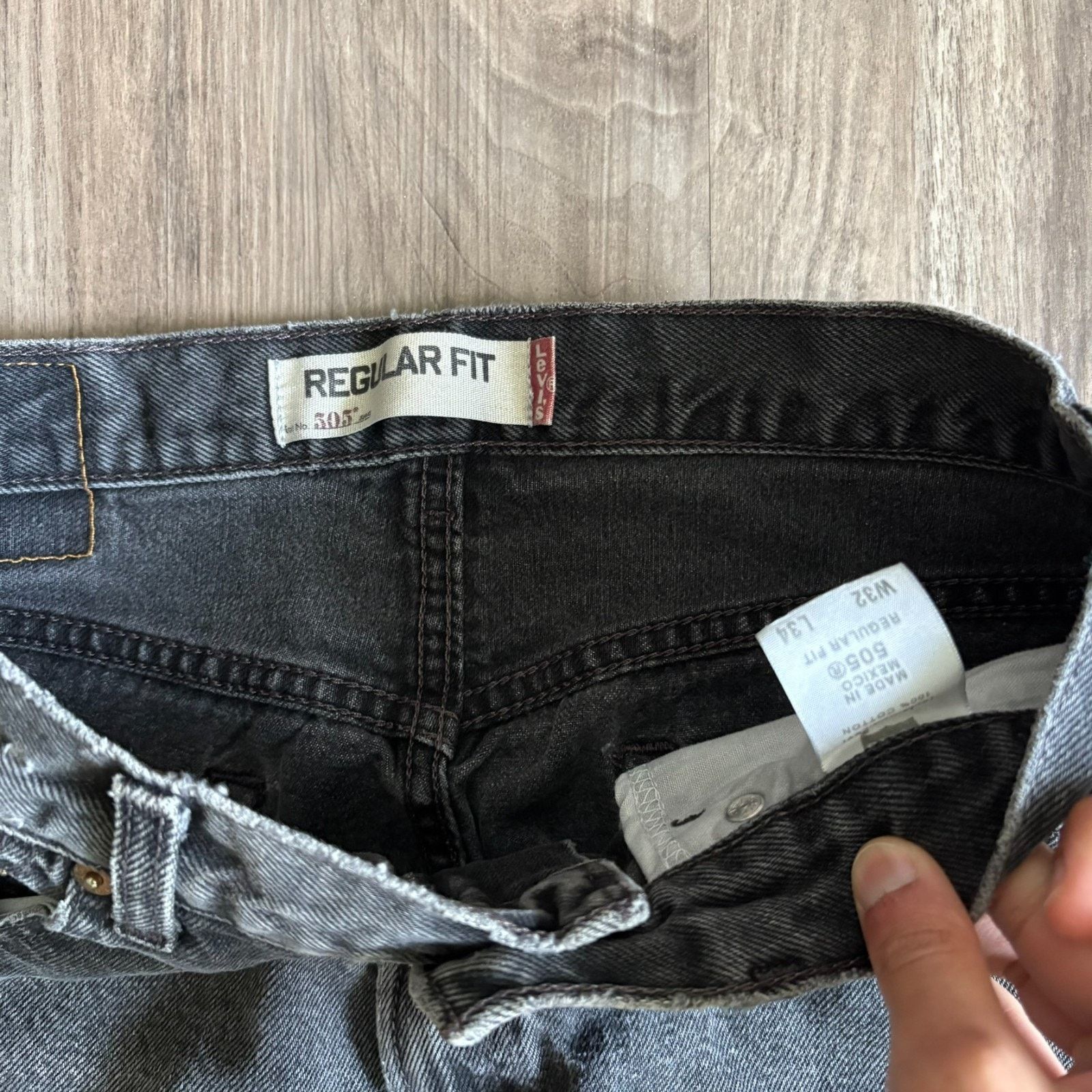 Levi's Vintage Y2K Levi’s 505 Jeans Men's Size 30x32 Straight Leg Size US 30 / EU 46 - 8 Thumbnail
