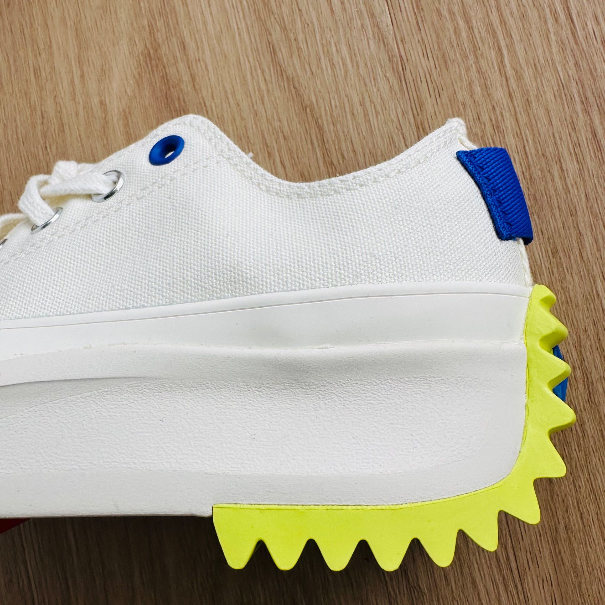 Converse 🤩7.5 Women Shoes CONVERSE RUN STAR HIKE PLATFORM LOW Beige Size US 7.5 / IT 37.5 - 15 Thumbnail