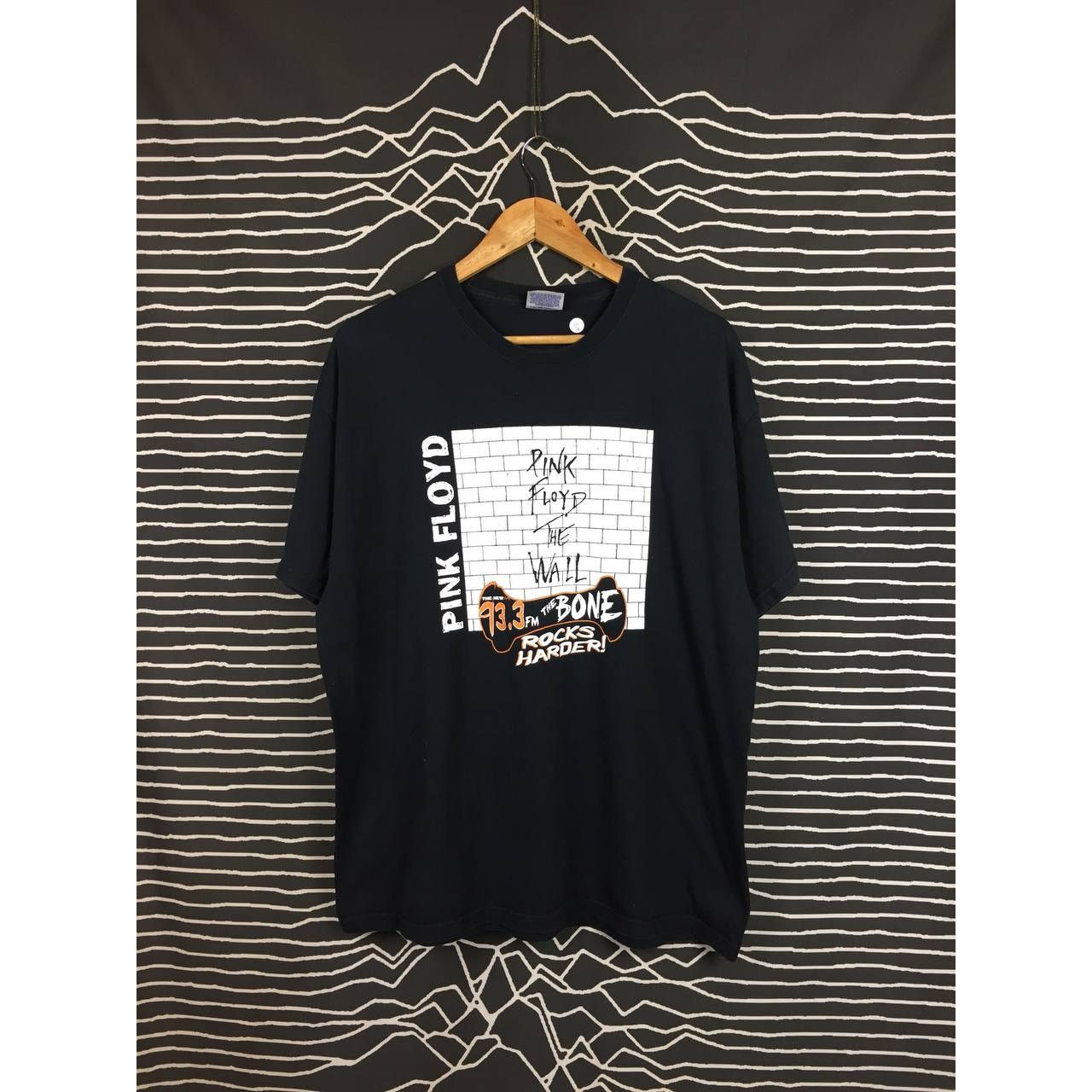 Band Tees × Hanes × Vintage Vtg Pink Floyd The Wall x 93.3 FM The Bone Radio Promo Tee Size US XL / EU 56 / 4 - 2 Thumbnail
