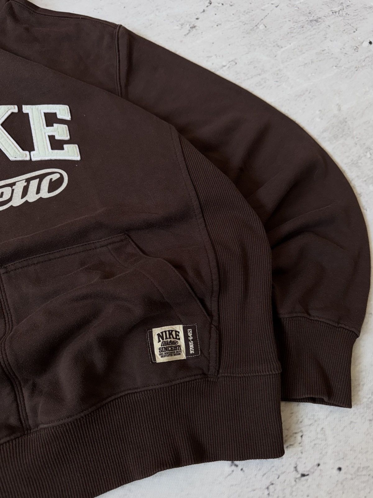 Nike × Vintage NIKE BROWN VINTAGE 00s OVERSIZE BAGGY HOODIE CENTER LOGO Size US L / EU 52-54 / 3 - 3 Thumbnail