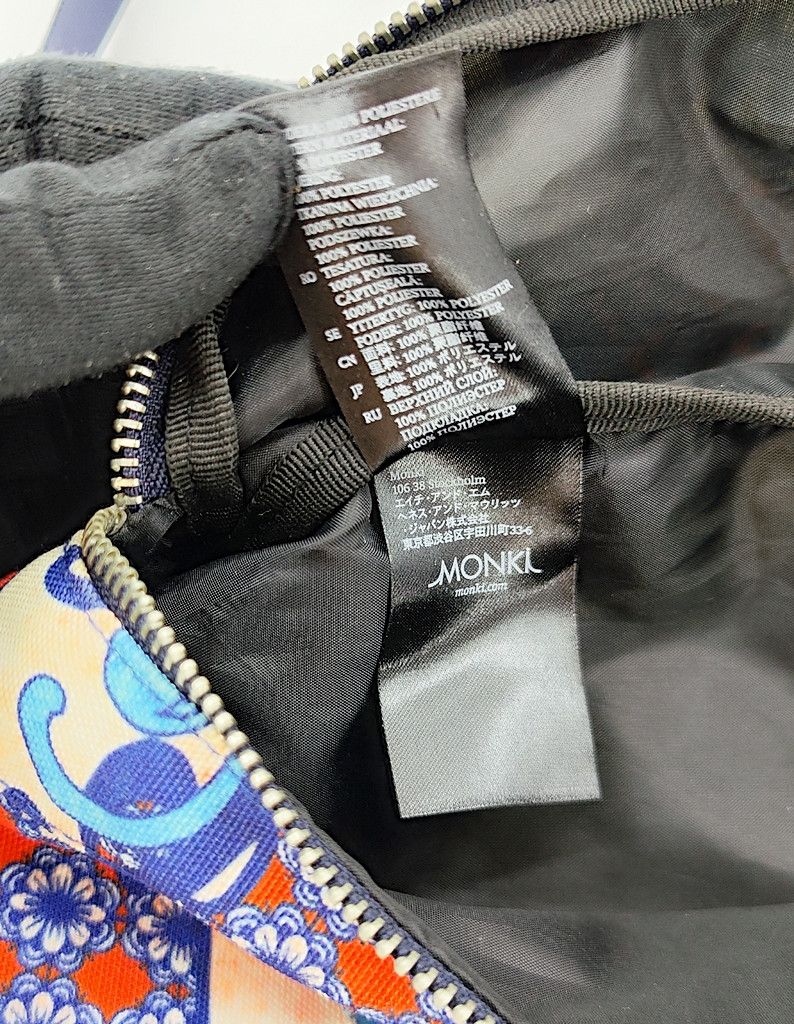 Other MONKI chest waist bag with Japanese theme graphic Size ONE SIZE - 7 Thumbnail