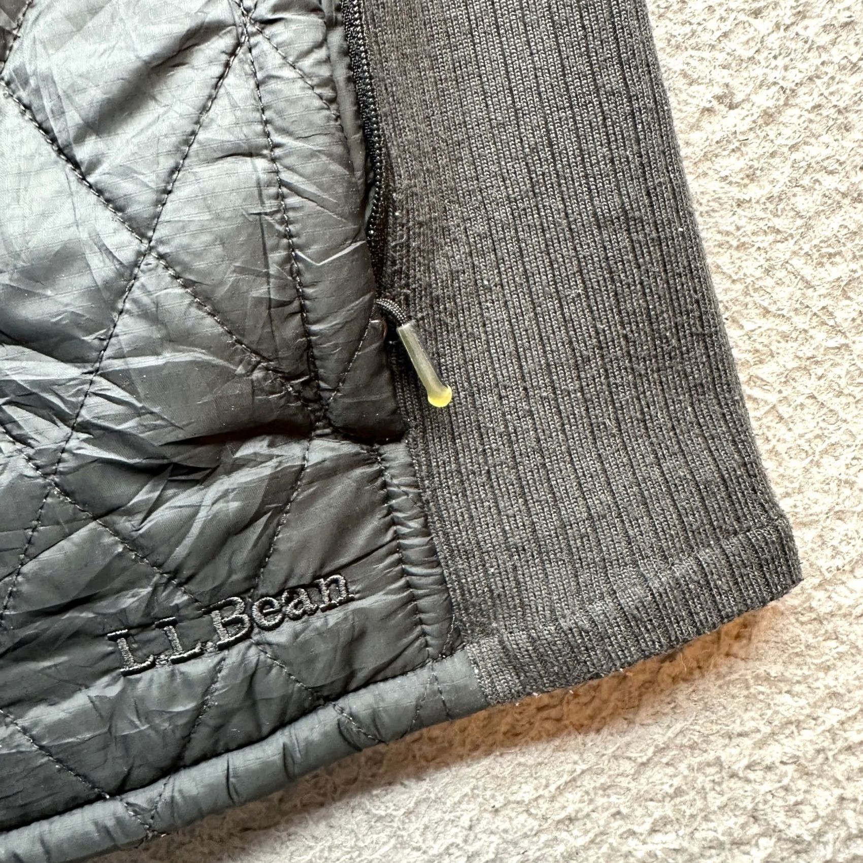 Vintage LL Bean Quilted Puffer Vest Jacket Womens Small Reg Black Pockets Stretch Vest Size S / US 4 / IT 40 - 6 Thumbnail