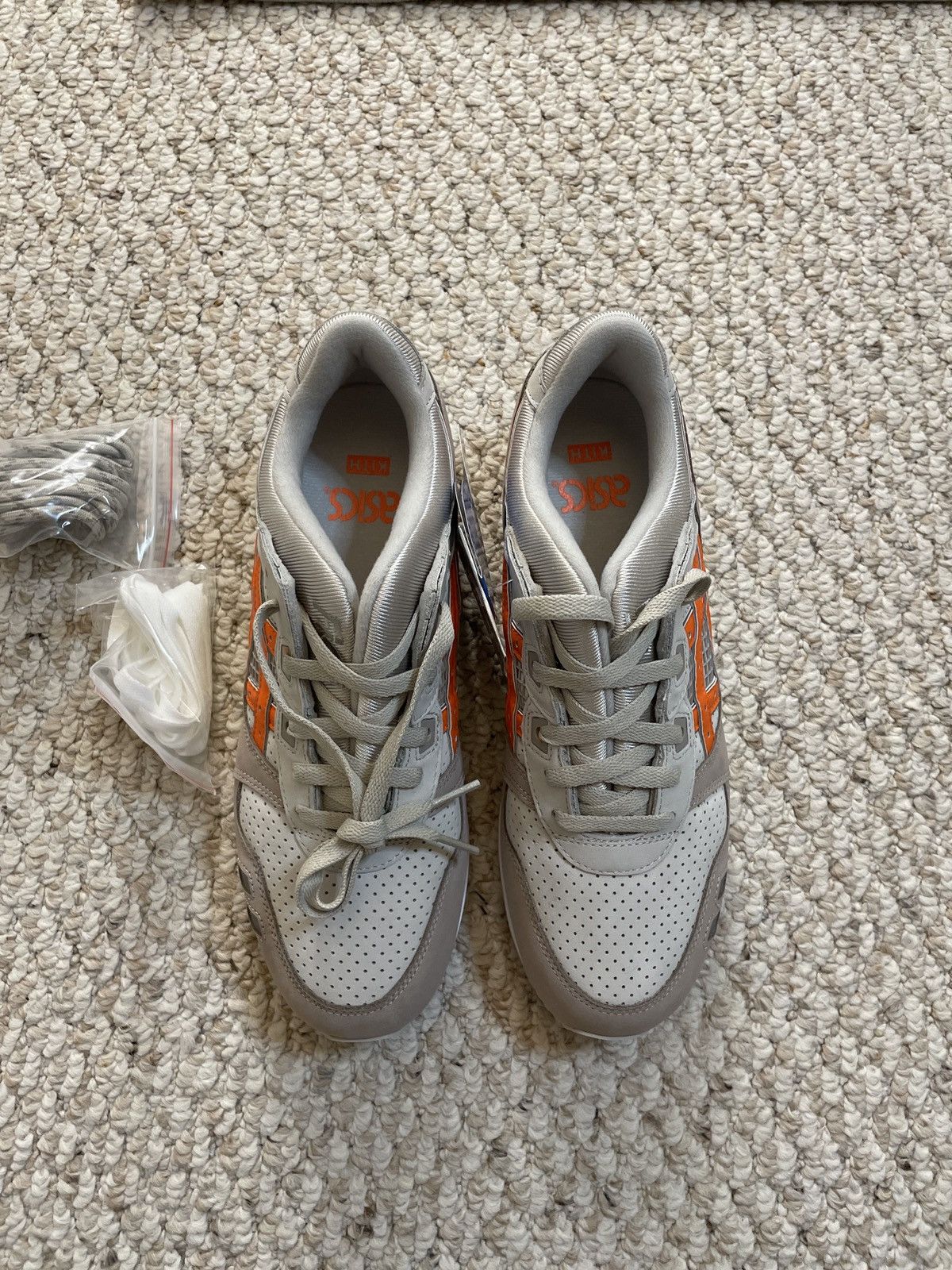 Asics × Kith × Ronnie Fieg BNIB Ronnie Fieg x ASICS Gel Lyte III Super Orange Size US 9 / EU 42 - 5 Thumbnail