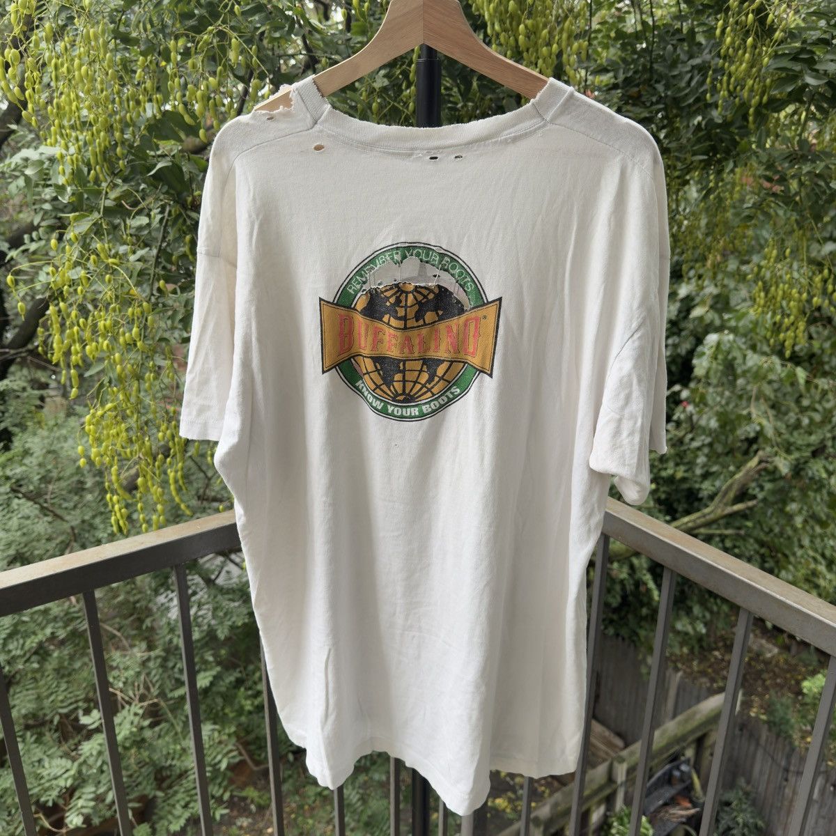 Vintage MTV Beach Thrashed Faded Distressed Shirt ERD Grunge Size US XL / EU 56 / 4 - 2 Thumbnail