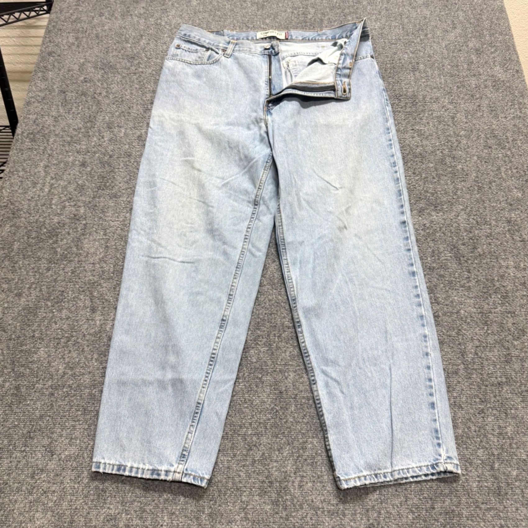Denime VINTAGE Levi 560 Denim Jeans 38x32 Light Washed Comfort Fit Taper Relaxed Y2K Mens Blue Straight Mens Size US 38 / EU 54 - 2 Thumbnail