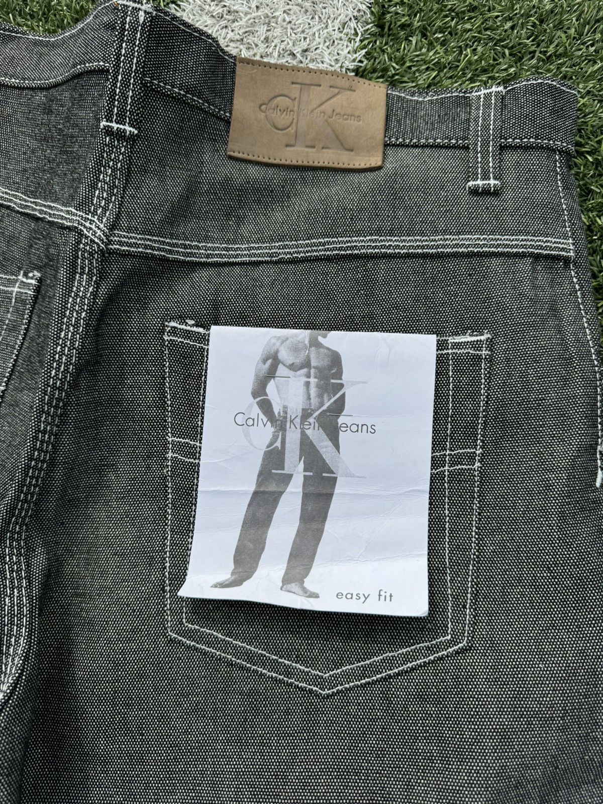 Calvin Klein × Vintage Vintage Calvin Klein Y2K Silver Baggy Denim Jeans Size US 34 / EU 50 - 2 Thumbnail