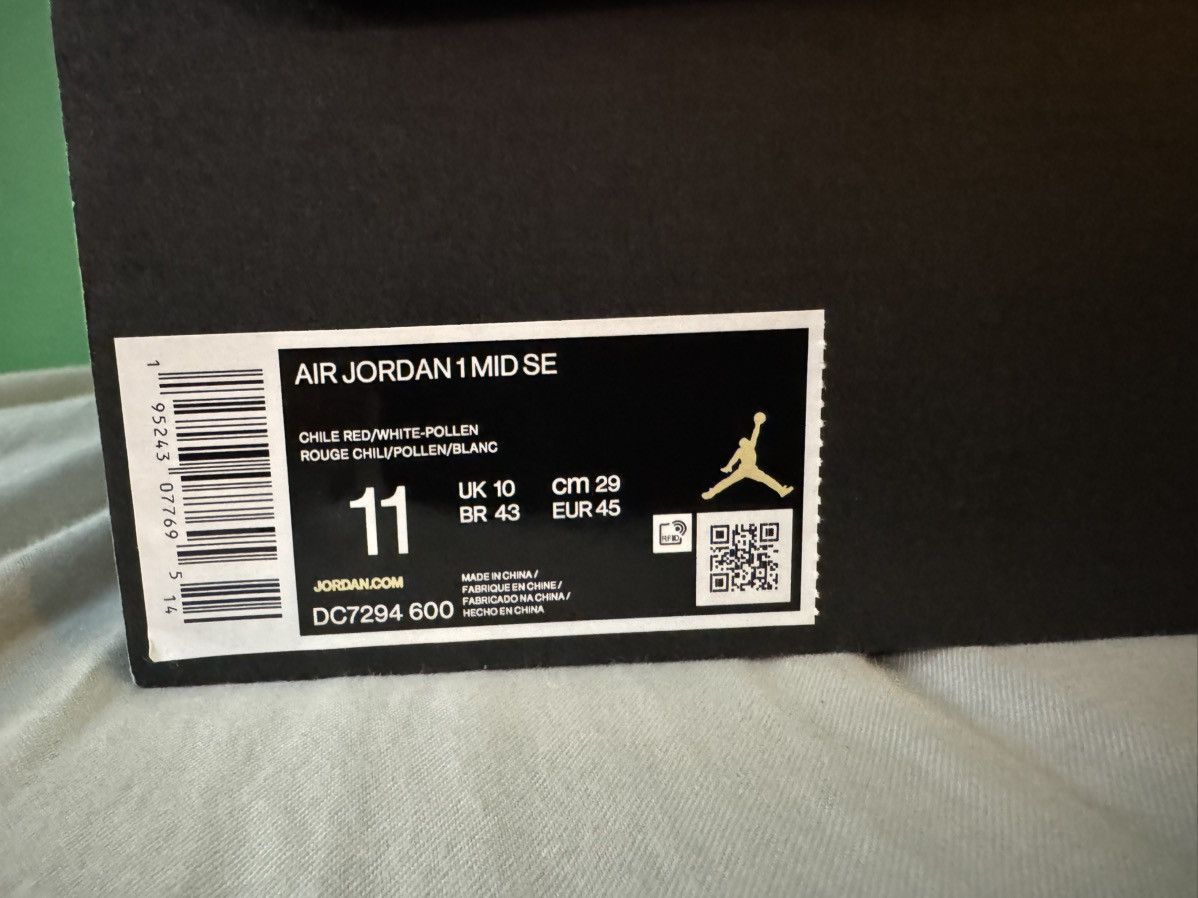 Jordan Brand Jordan 1 mid Barcelona sweater 2021 Size US 11 / EU 44 - 10 Thumbnail