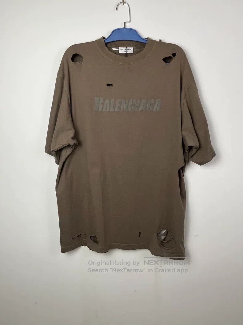 Balenciaga Balenciaga Destroyed short-sleeve Size US S / EU 44-46 / 1 - 1 Thumbnail