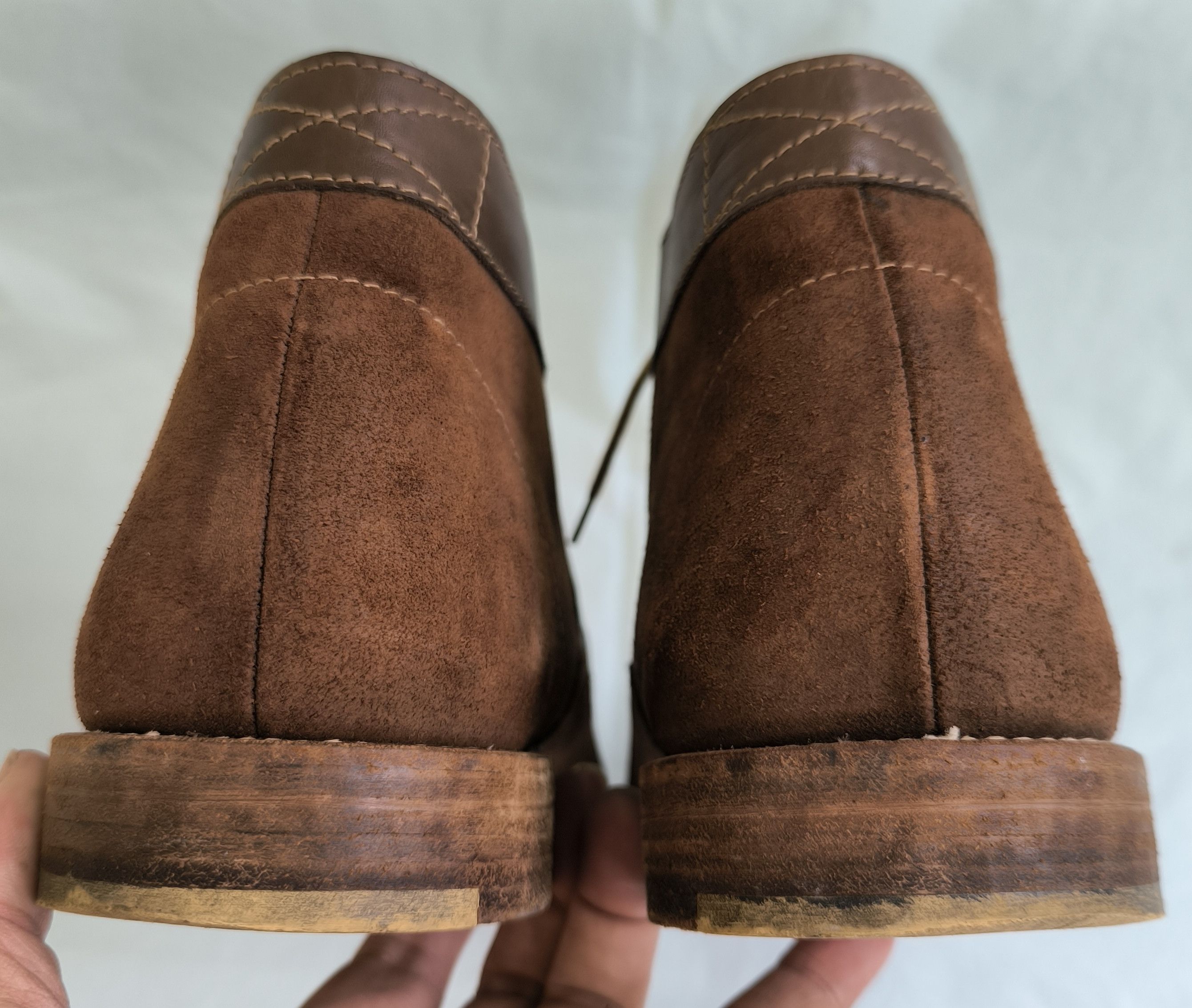 Charles Tyrwhitt CHARLES TYRWHITT suede chukka boots Size US 9.5 / EU 42-43 - 6 Thumbnail