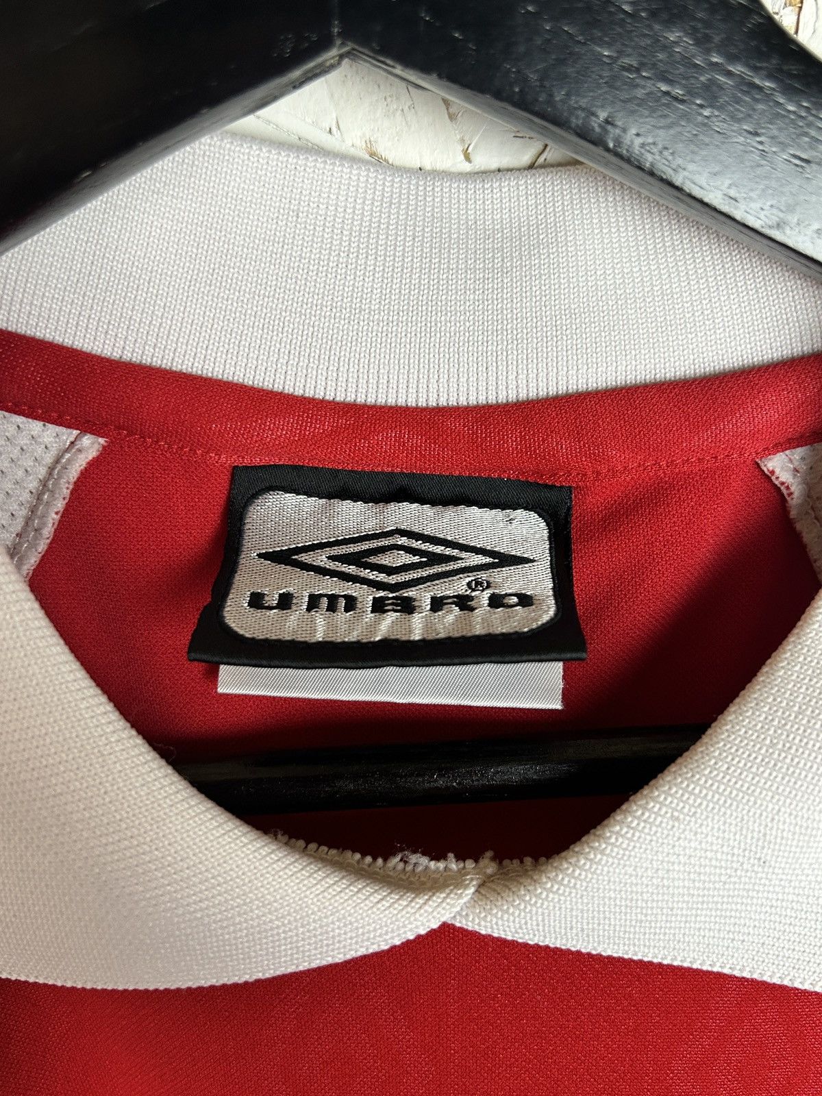 Umbro 00s Umbro FC Vikingit Finland #2 Match Worn Jersey Size L Size US L / EU 52-54 / 3 - 9 Thumbnail