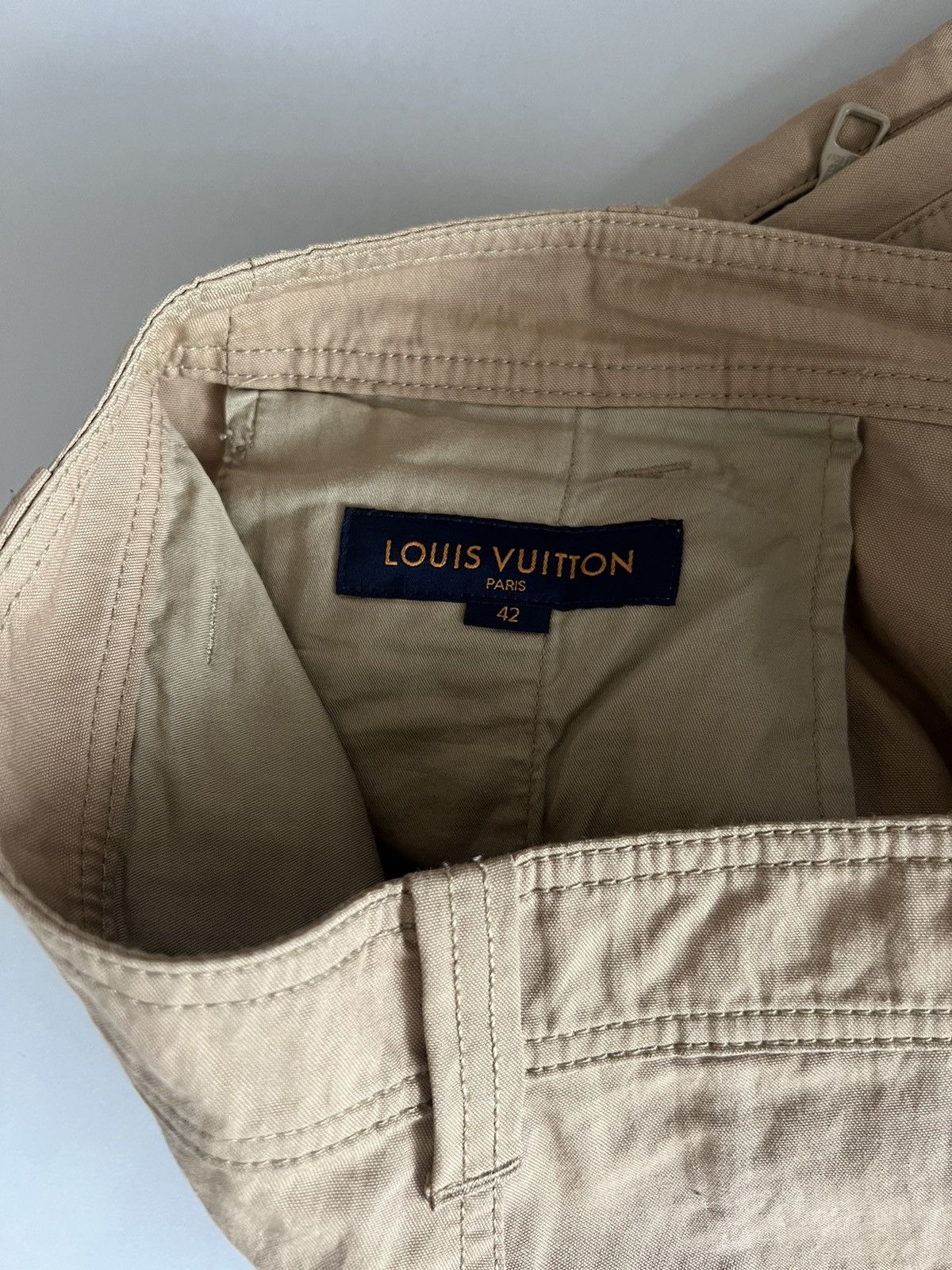 Louis Vuitton Louis Vuitton Flower Embroidered Cargo Pants Size US 34 / EU 50 - 10 Thumbnail