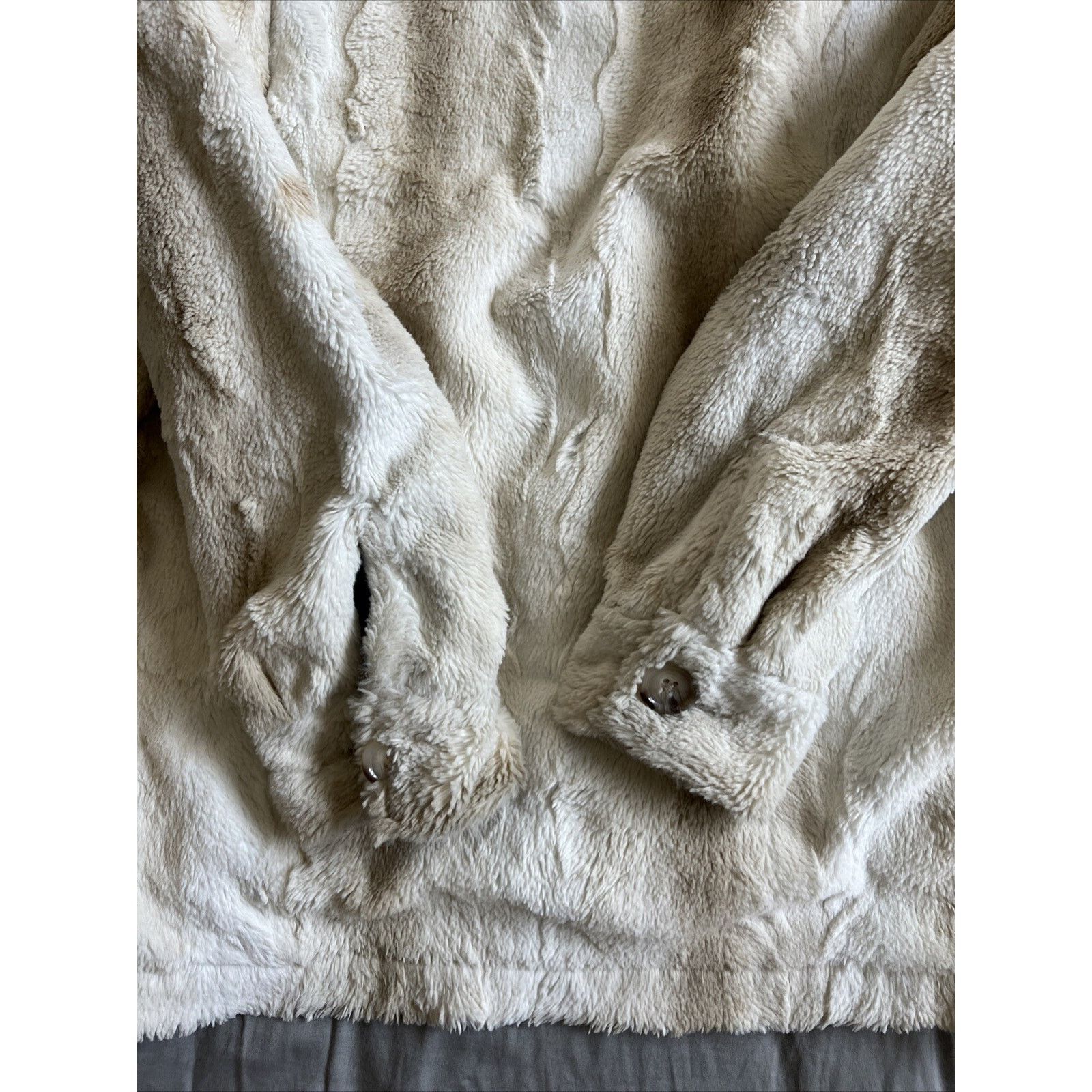 Noon Goons NOON GOONS FUR HOODED JACKET IN NEUTRALS Size XS Unisex Size XS / US 0-2 / IT 36-38 - 13 Thumbnail