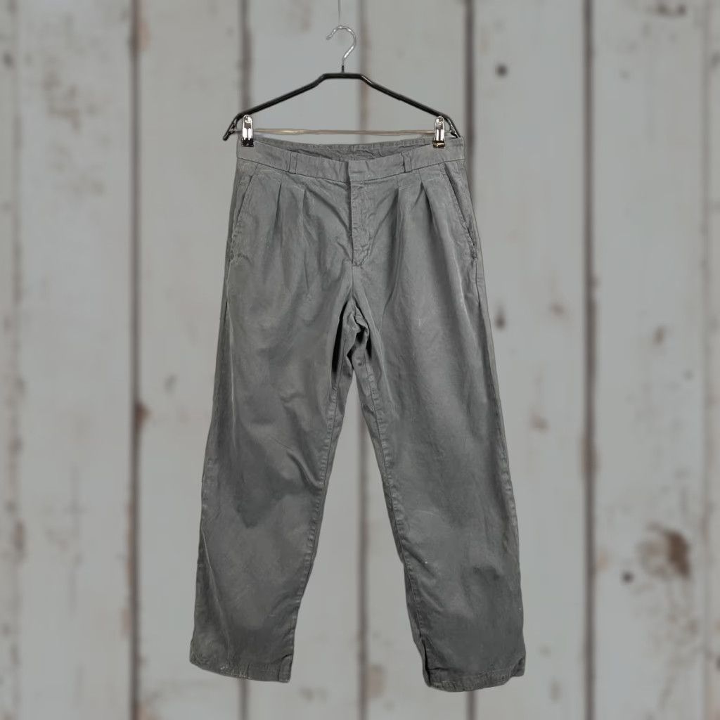 Margaret Howell Margaret Howell Pants Men Casual Gray Cotton Flared Leg L Size Regular Waist 33 Inseam 28 Modern Classic Belt Loop Front Flat Front Size US 33 - 1 Thumbnail