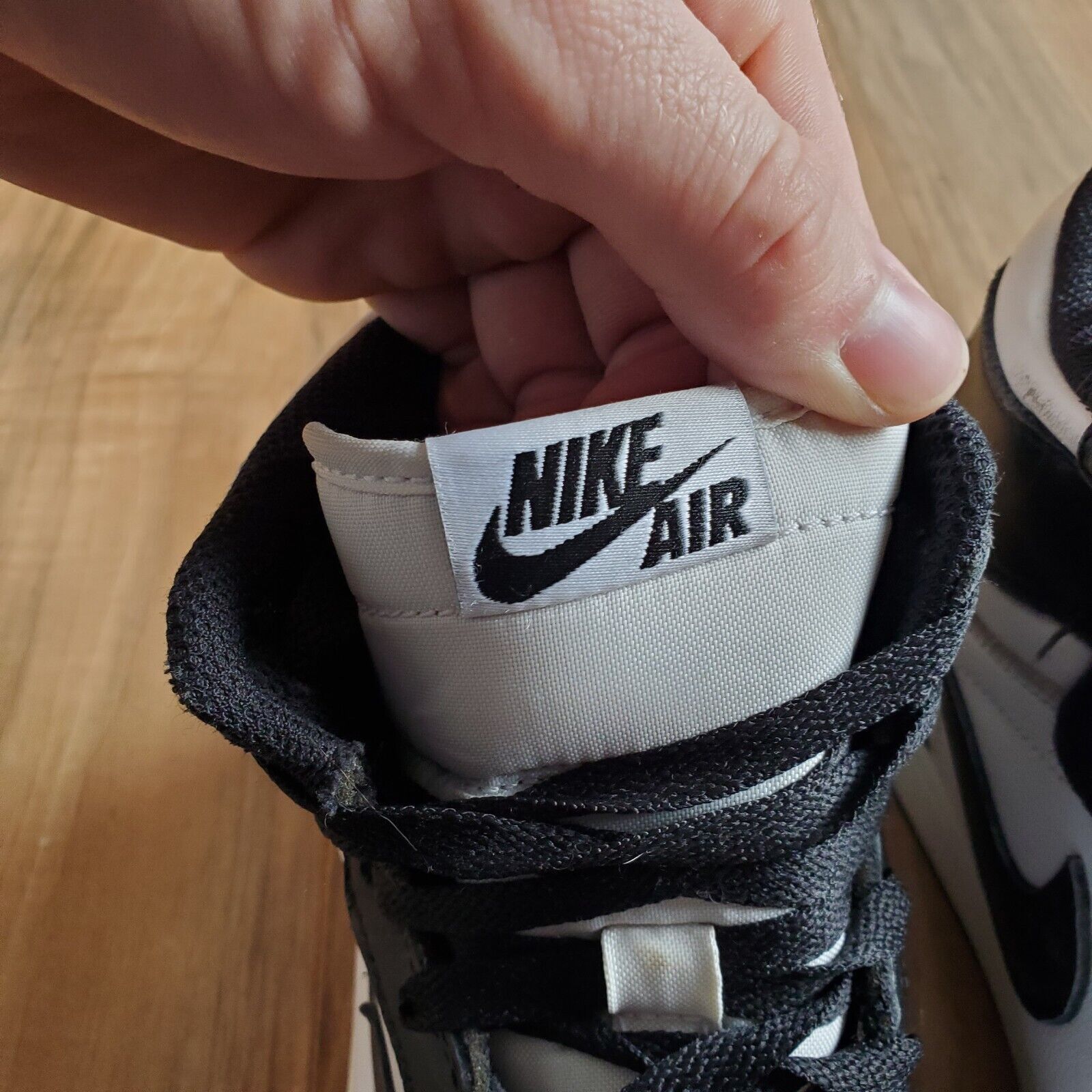 Jordan Brand × Nike 2014 Nike Jordan 1 High OG Black White size 11 us mens Size US 11 / EU 44 - 8 Thumbnail