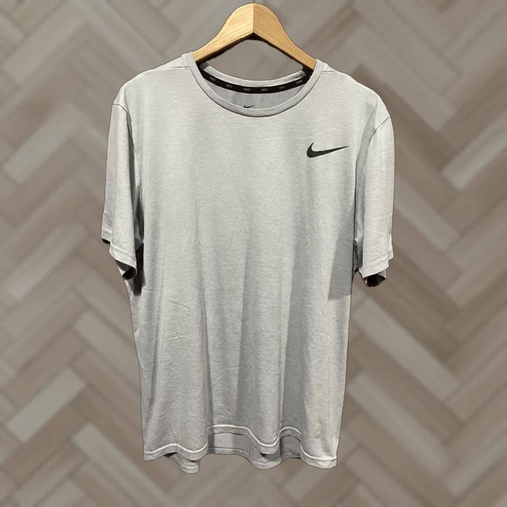 Nike Nike Dri-Fit Breathe Tee Shirt Men XL Gray Short Sleeve T-Shirt Graphic Tee Size US XL / EU 56 / 4 - 1 Thumbnail