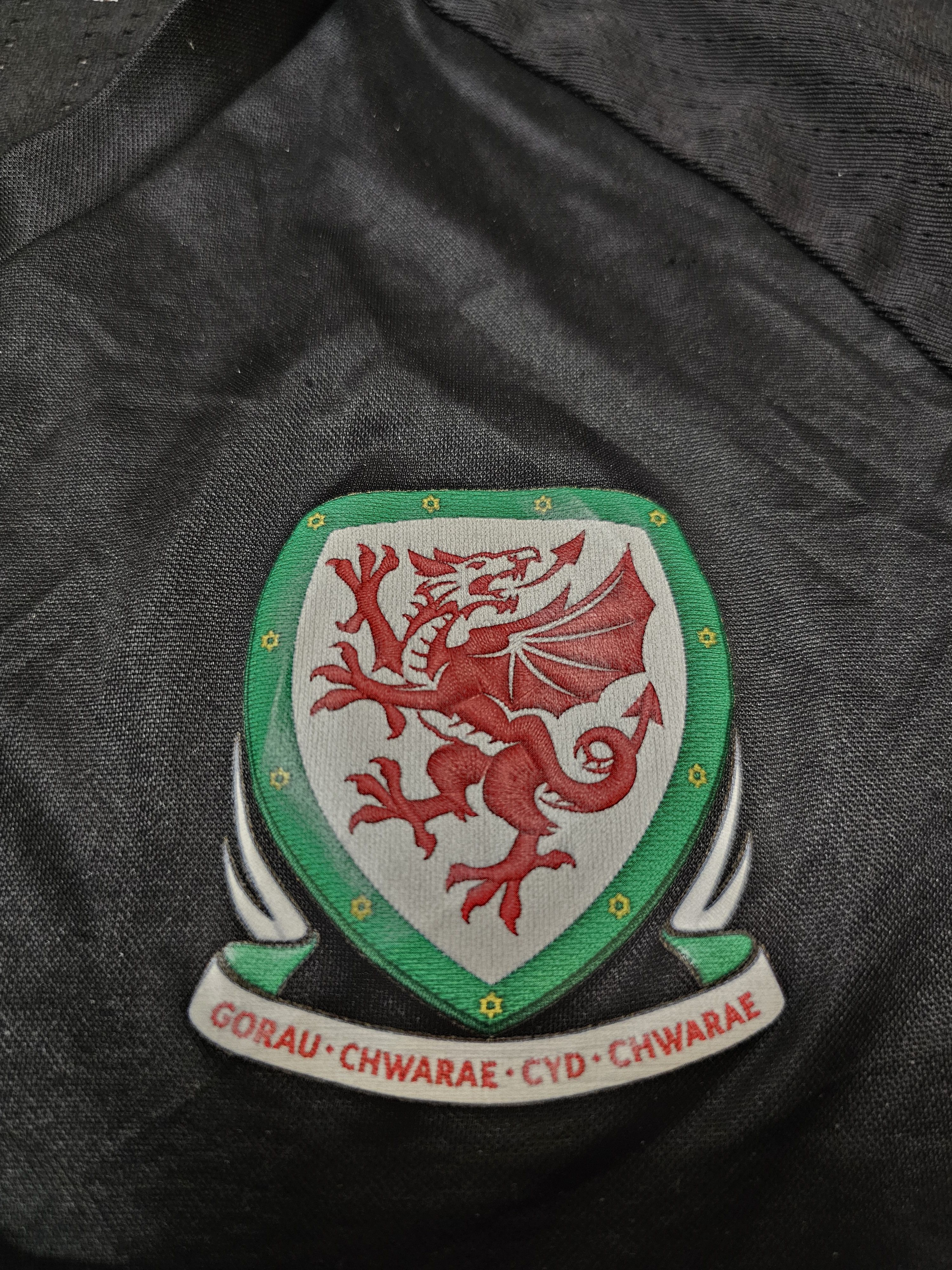 Adidas WALES 2017 2018 TRAINING FOOTBALL SHIRT SOCCER JERSEY Size US M / EU 48-50 / 2 - 4 Thumbnail