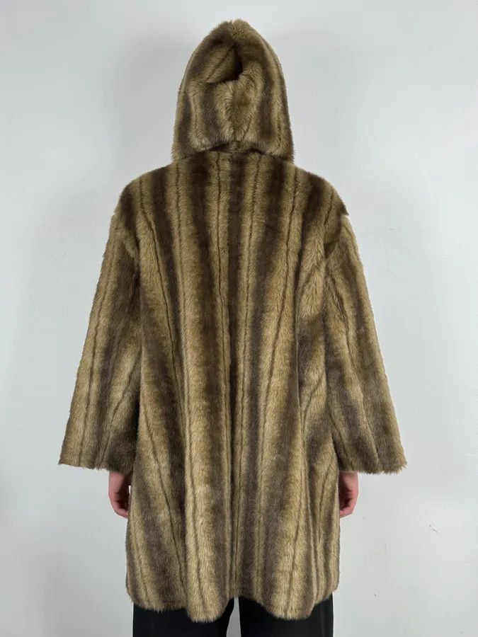 Balmain 1990s Balmain Beige Faux Fur Reversible Coat Size US M / EU 48-50 / 2 - 3 Thumbnail