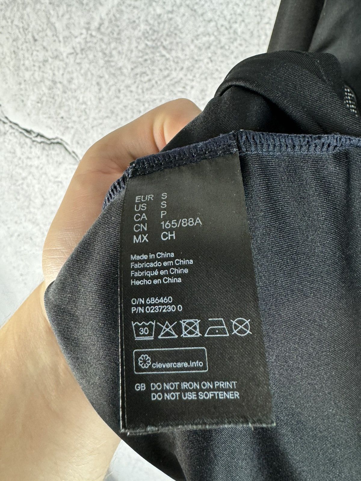 Alexander Wang Alexander Wang x H&M reflective mesh long sleeve tee Size US S / EU 44-46 / 1 - 4 Thumbnail