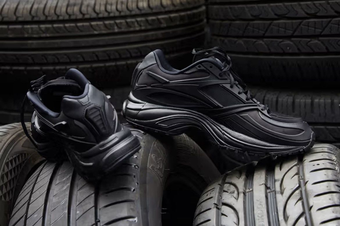 KANGHYUK × Reebok Kanghyuk Reebok Premier Road Modern Jet Black Size US 9 / EU 42 - 15 Thumbnail