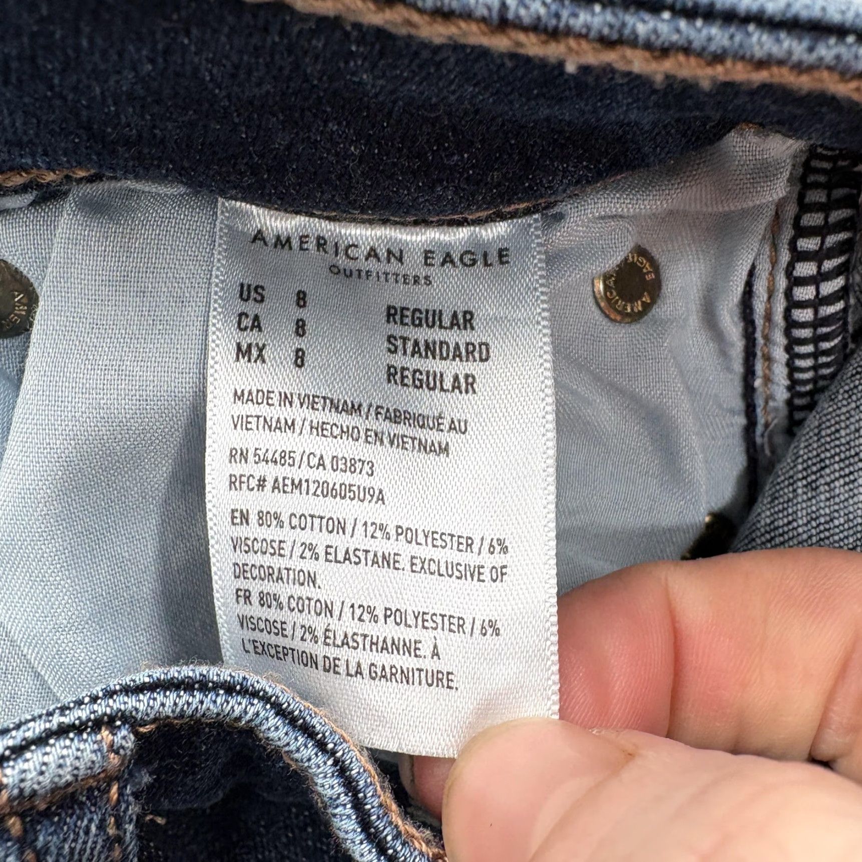 American Eagle Outfitters American Eagle Jeans Womens 8 Blue Medium Wash Flared Stretch Denim Rise High 29in 5-Pocket Zipper Button Slim Casual Shirts & Jeans Size 30" / US 8 / IT 44 - 6 Thumbnail