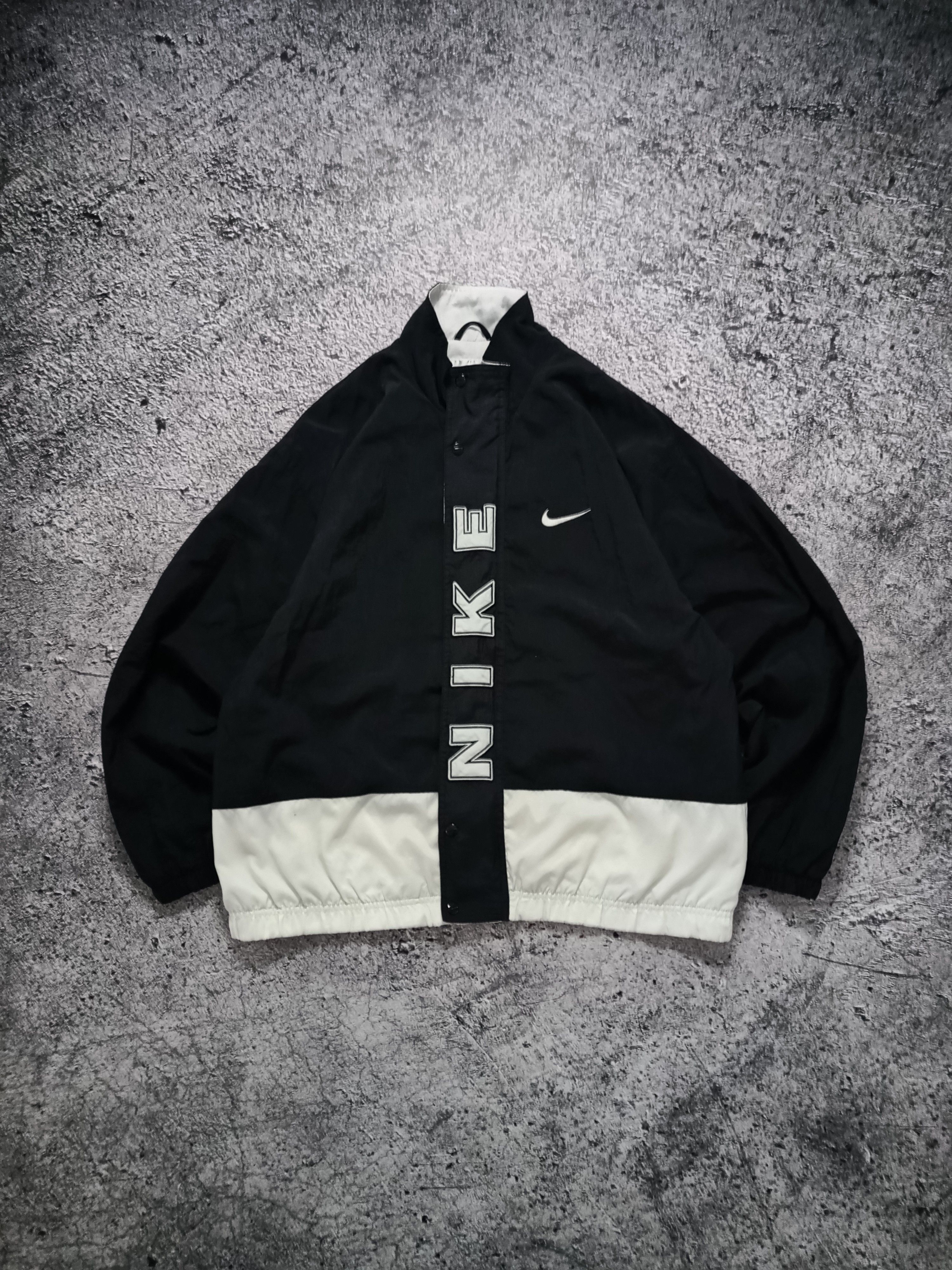Nike × Vintage Rare Vintage Nike Spell Out Big Logo 90s Windbreaker Jacket Size US L / EU 52-54 / 3 - 1 Thumbnail