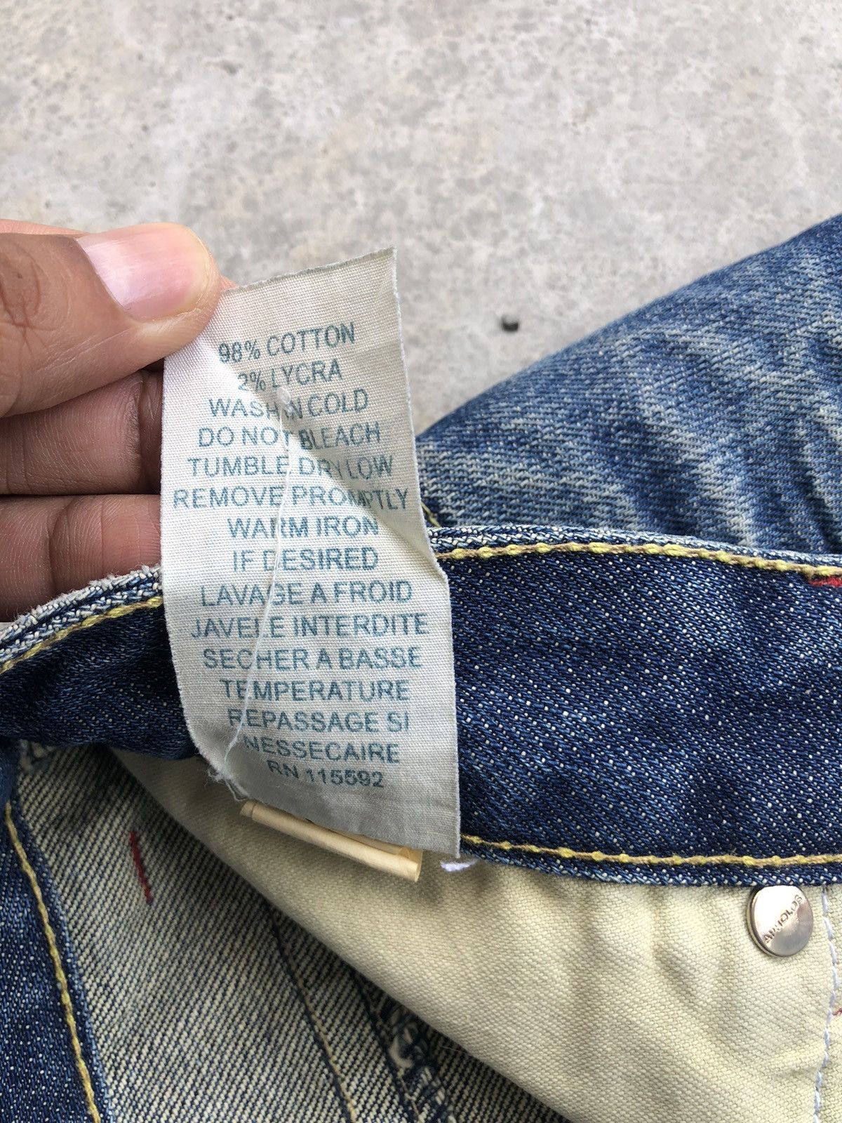 Robins Jeans Vintage Robin’s Embroidered Logo Distressed Jeans Size US 32 / EU 48 - 19 Thumbnail