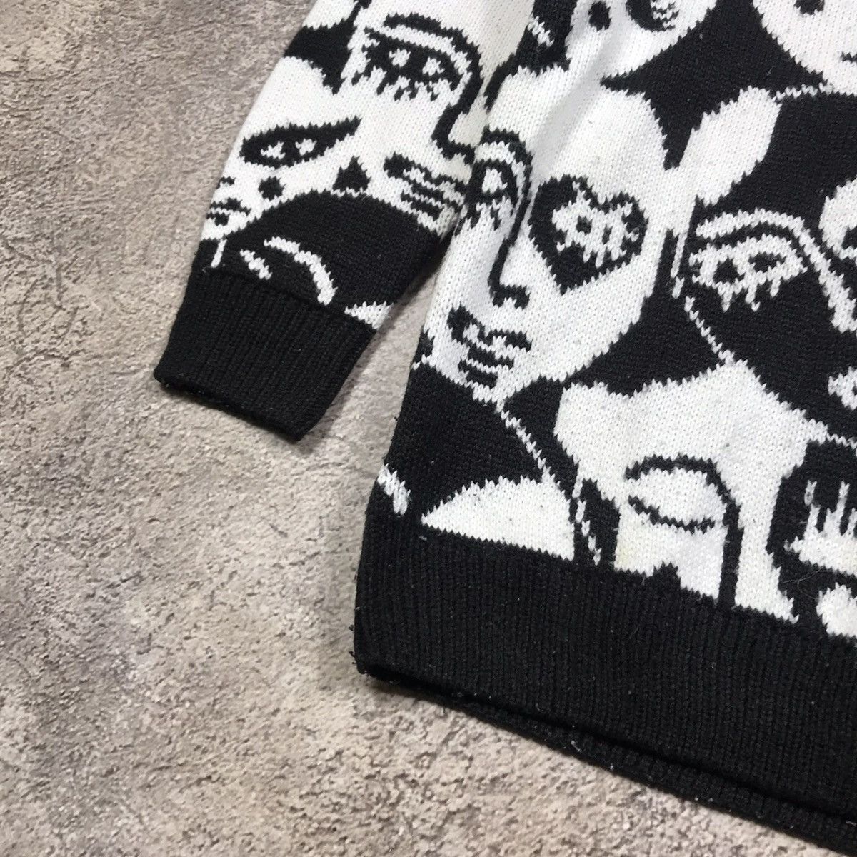 Vintage Vintage 90s Y2K Abstract Faces All Over Print Sweater Punk M Size M / US 6-8 / IT 42-44 - 4 Thumbnail