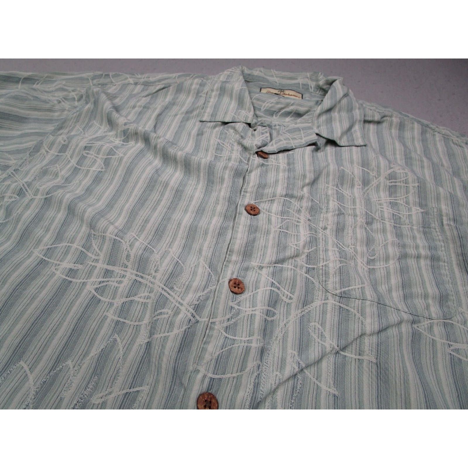 Tommy Bahama VINTAGE Tommy Bahama Mens XL Green Floral Silk Short Sleeve Hawaiian Button Up Shirt Size US XL / EU 56 / 4 - 2 Thumbnail