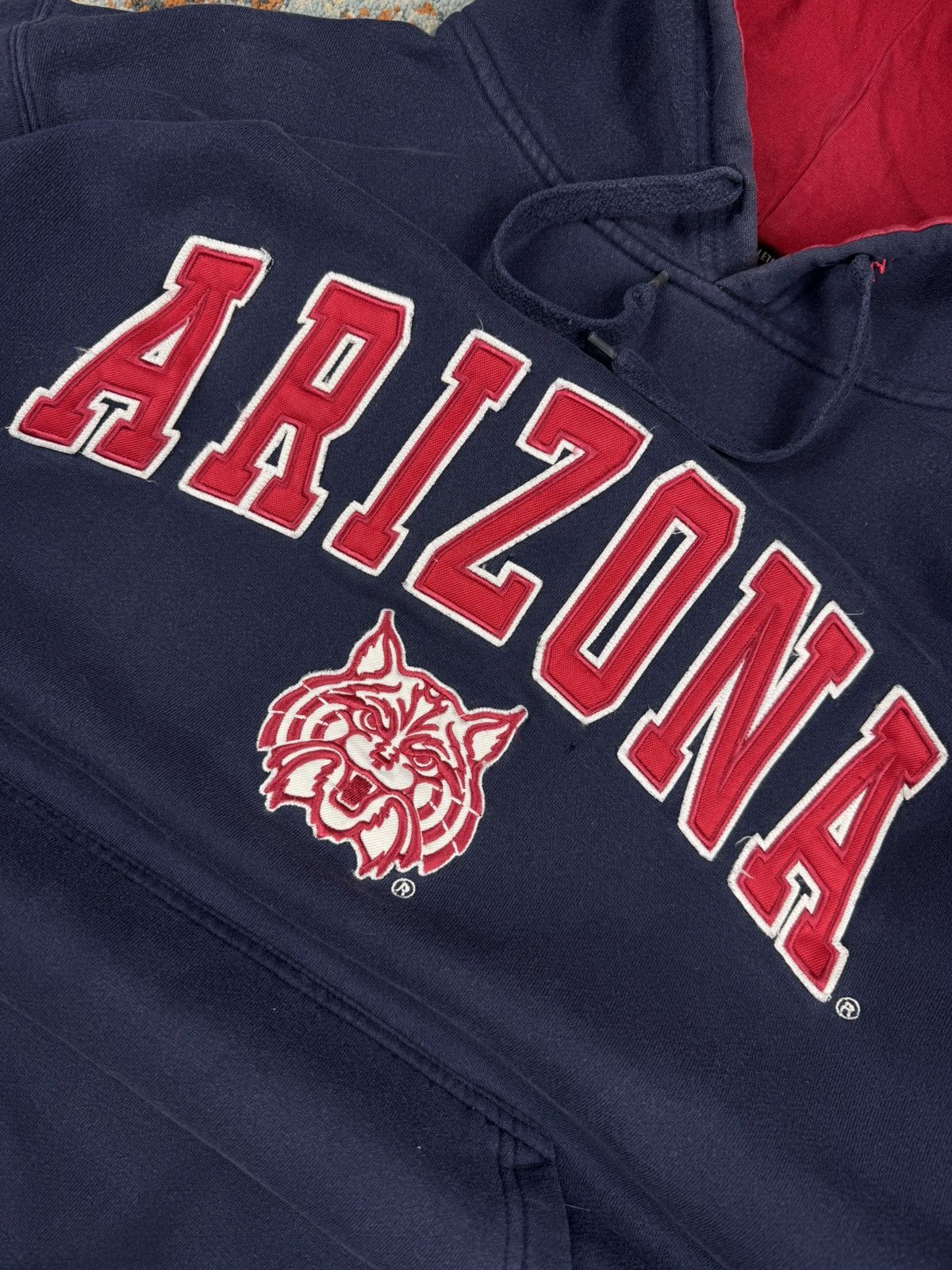 NCAA × Vintage Vintage 90s Arizona Wildcats NCAA spellout boxy baggy hoodie Size US M / EU 48-50 / 2 - 4 Thumbnail
