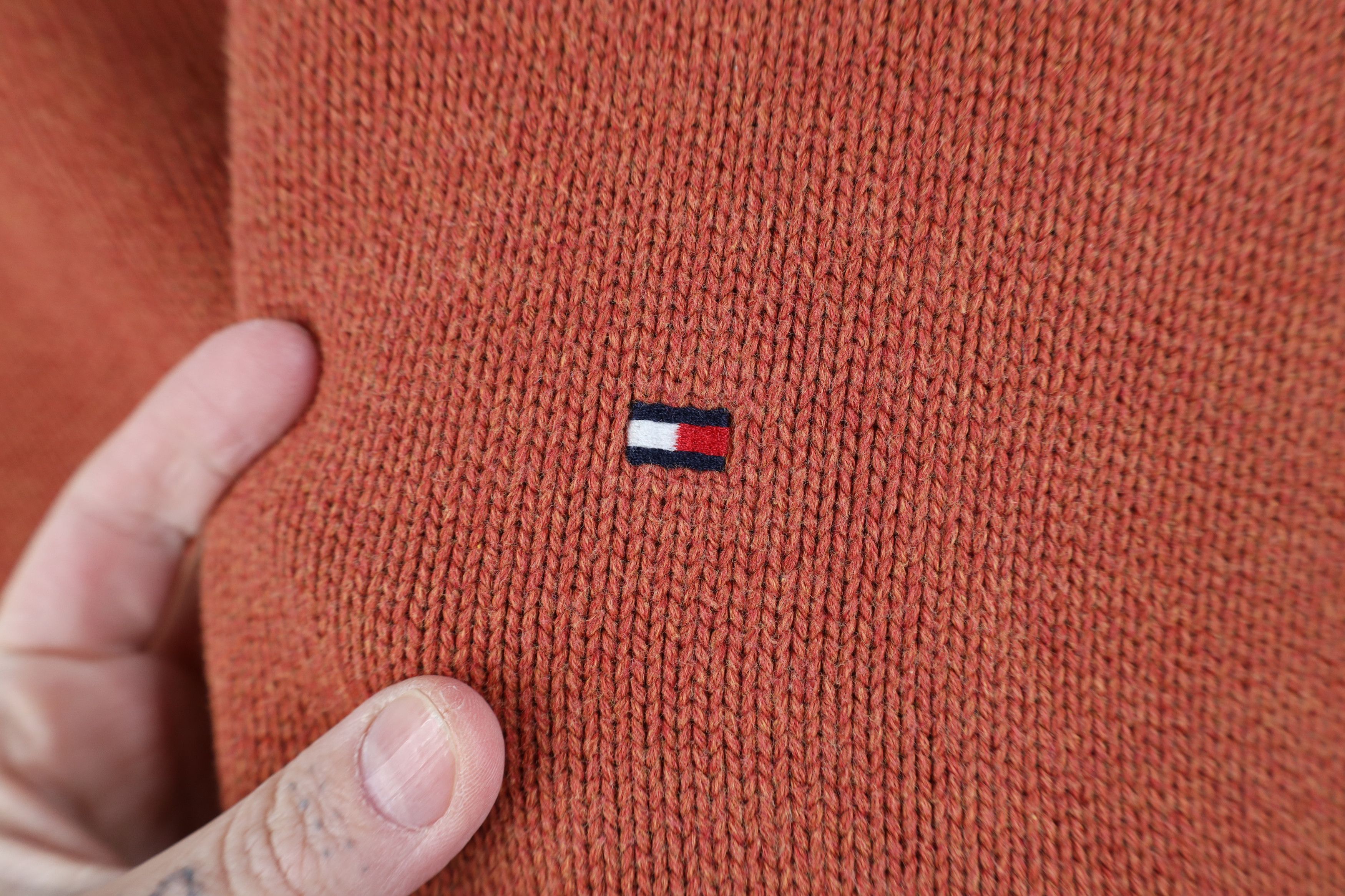 Tommy Hilfiger Vintage 90s Y2K Tommy Hilfiger Cotton Knit Crewneck Sweater Size US XL / EU 56 / 4 - 4 Thumbnail