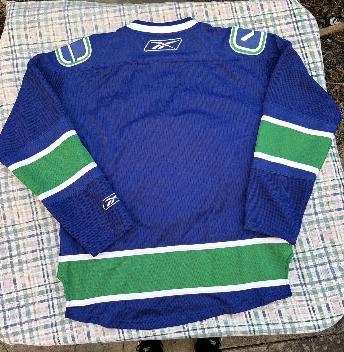 Reebok Reebok Vancouver Canucks NHL Jersey Size US S / EU 44-46 / 1 - 4 Thumbnail