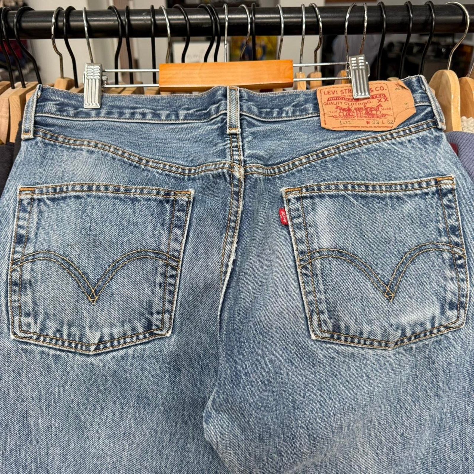 Levi's Vintage 2006 Levi's 501 xx Faded and Perfectly Worn Denim Size US 31 - 7 Thumbnail