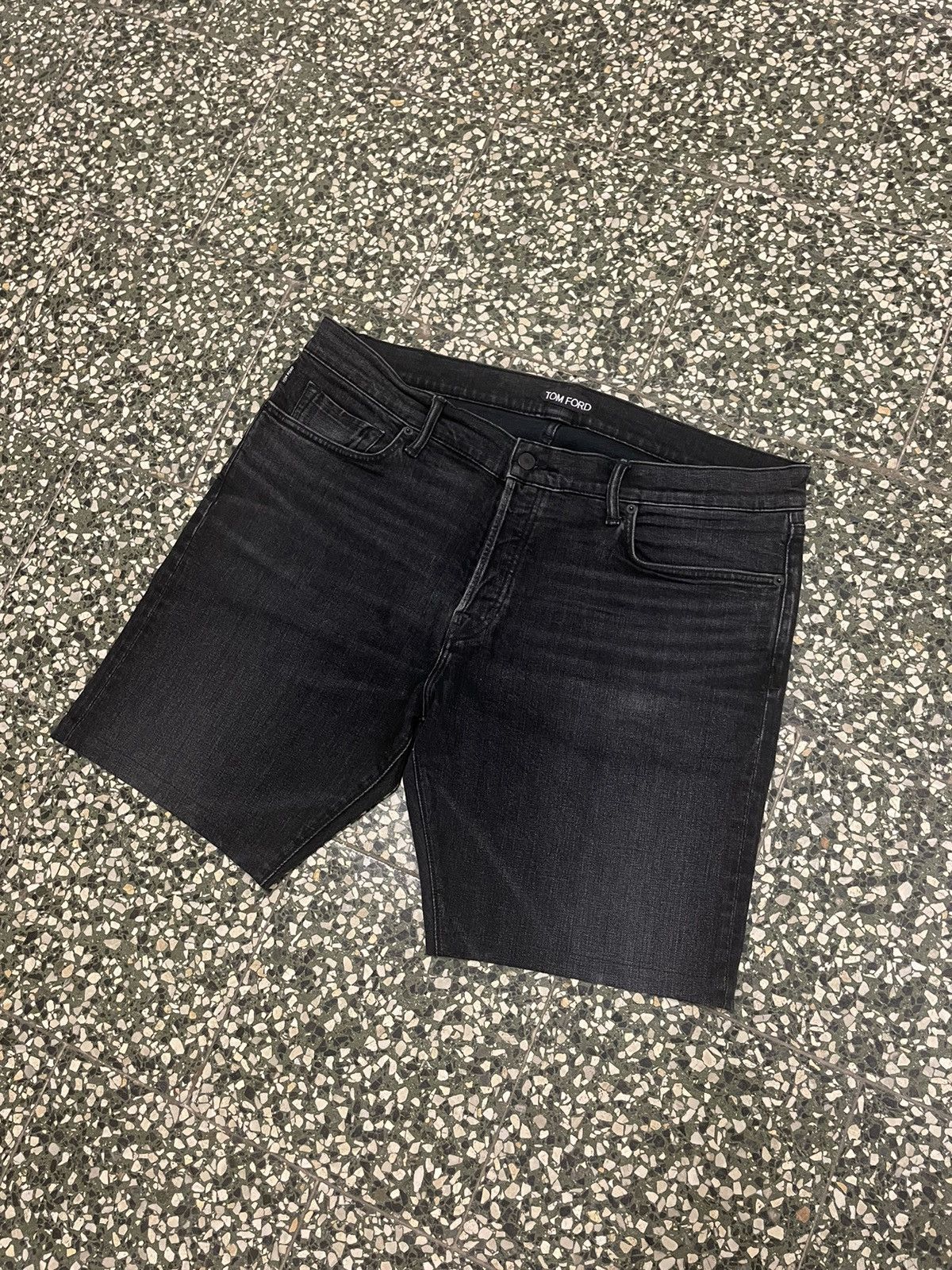 Tom Ford Tom Ford Jeans shorts washed/faded 38size Size US 38 / EU 54 - 1 Thumbnail