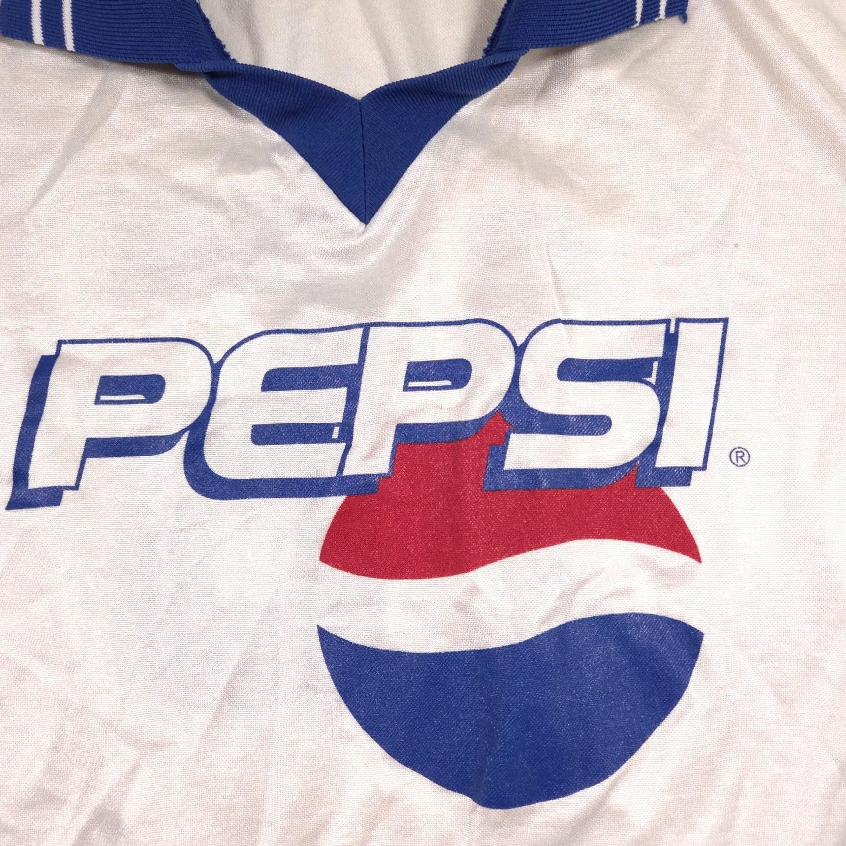 Vintage VINTAGE Pepsi Shirt Mens Medium Ringer V Neck Made USA 80s White Short Sleeve Graphic Print Logo Tennis Collar Sportswear Size US M / EU 48-50 / 2 - 4 Thumbnail