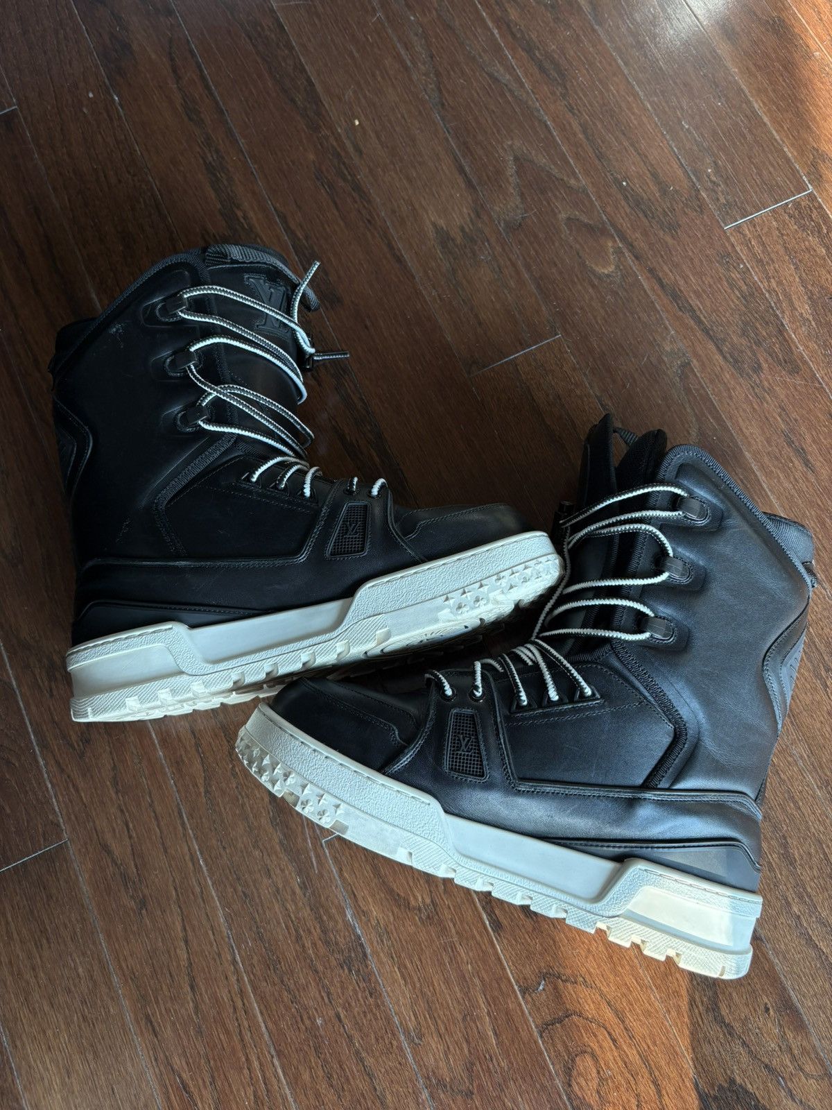 Louis Vuitton Louis Vuitton Snow Trainer Boot Hightop Black Sneaker Size US 9.5 / EU 42-43 - 3 Thumbnail