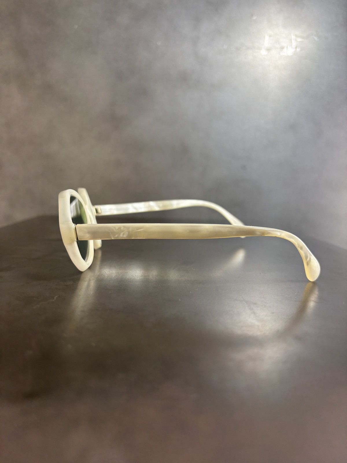 Vintage 1960s Sunglasses Frame True Vintage Selecta France Pearl 70s Size ONE SIZE - 17 Thumbnail