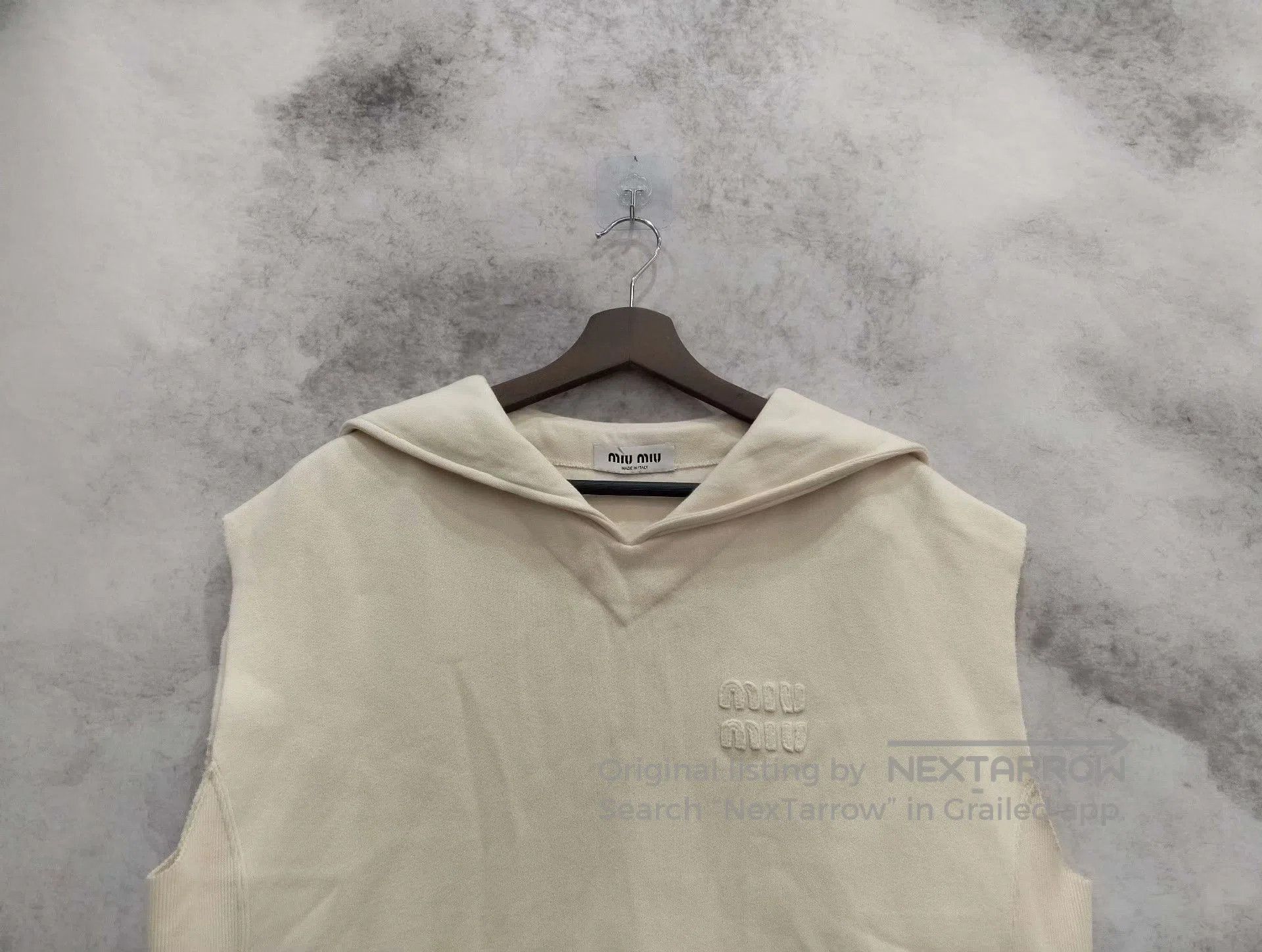 Miu Miu miu miu hooded sleeveless top size M. Size US M / EU 48-50 / 2 - 4 Thumbnail