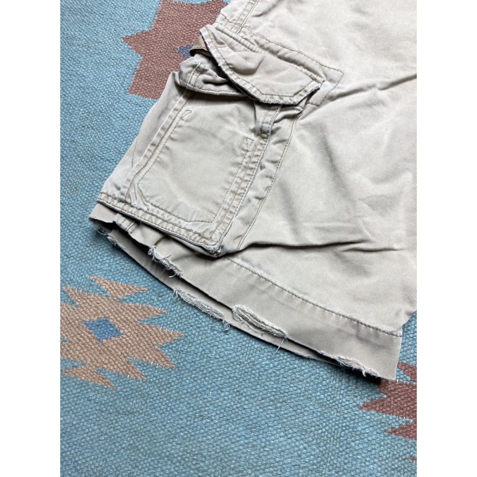 American Eagle Outfitters American Eagle Cargo Shorts Men’s 31 Utility Preppy Cotton Casual Baggy EUC Size US 31 - 3 Thumbnail