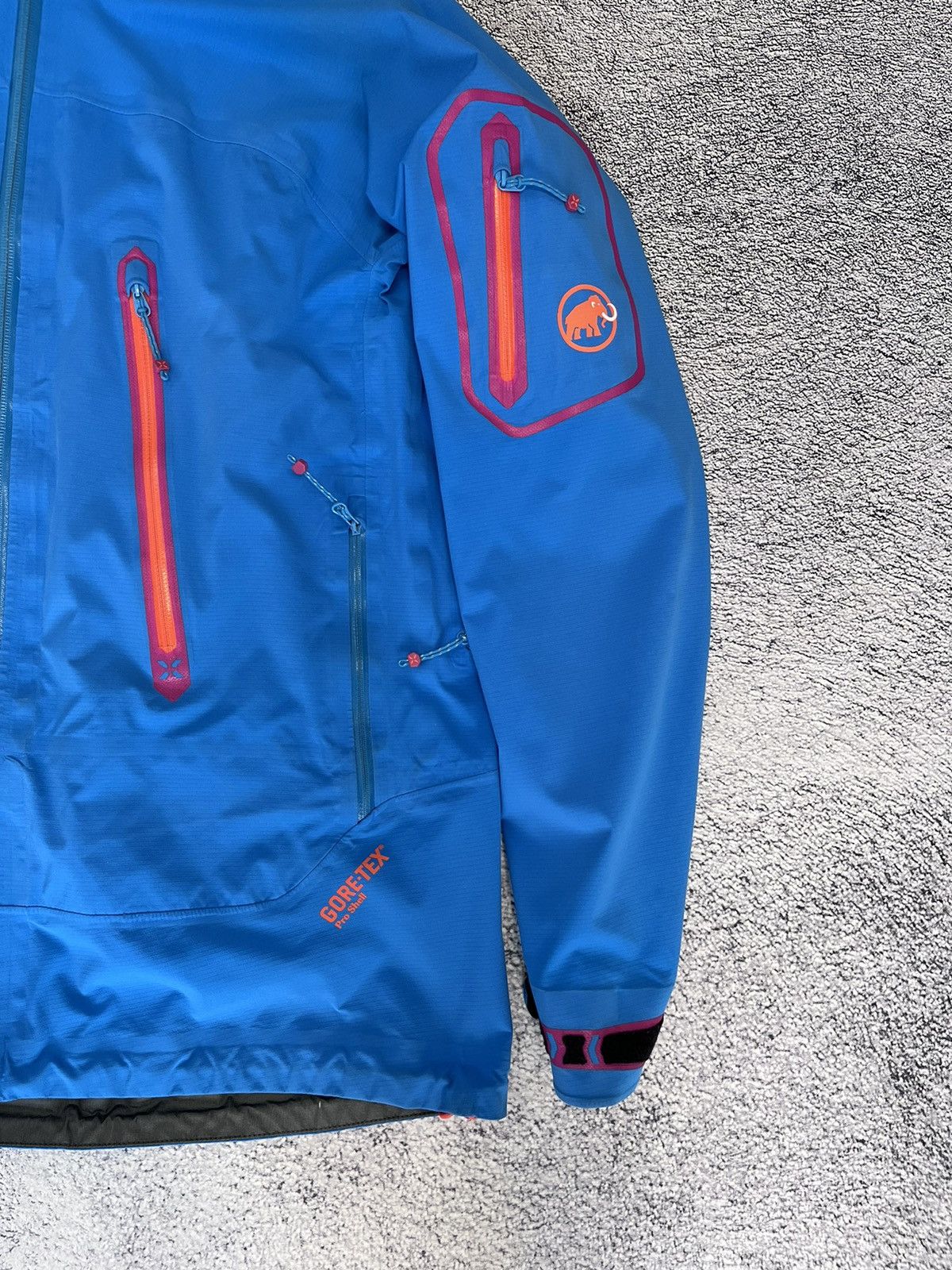 Mammut Mammut Eiger Extreme Mittellegi Jacket Gore Tex Pro Shell3L Size L / US 10 / IT 46 - 3 Thumbnail