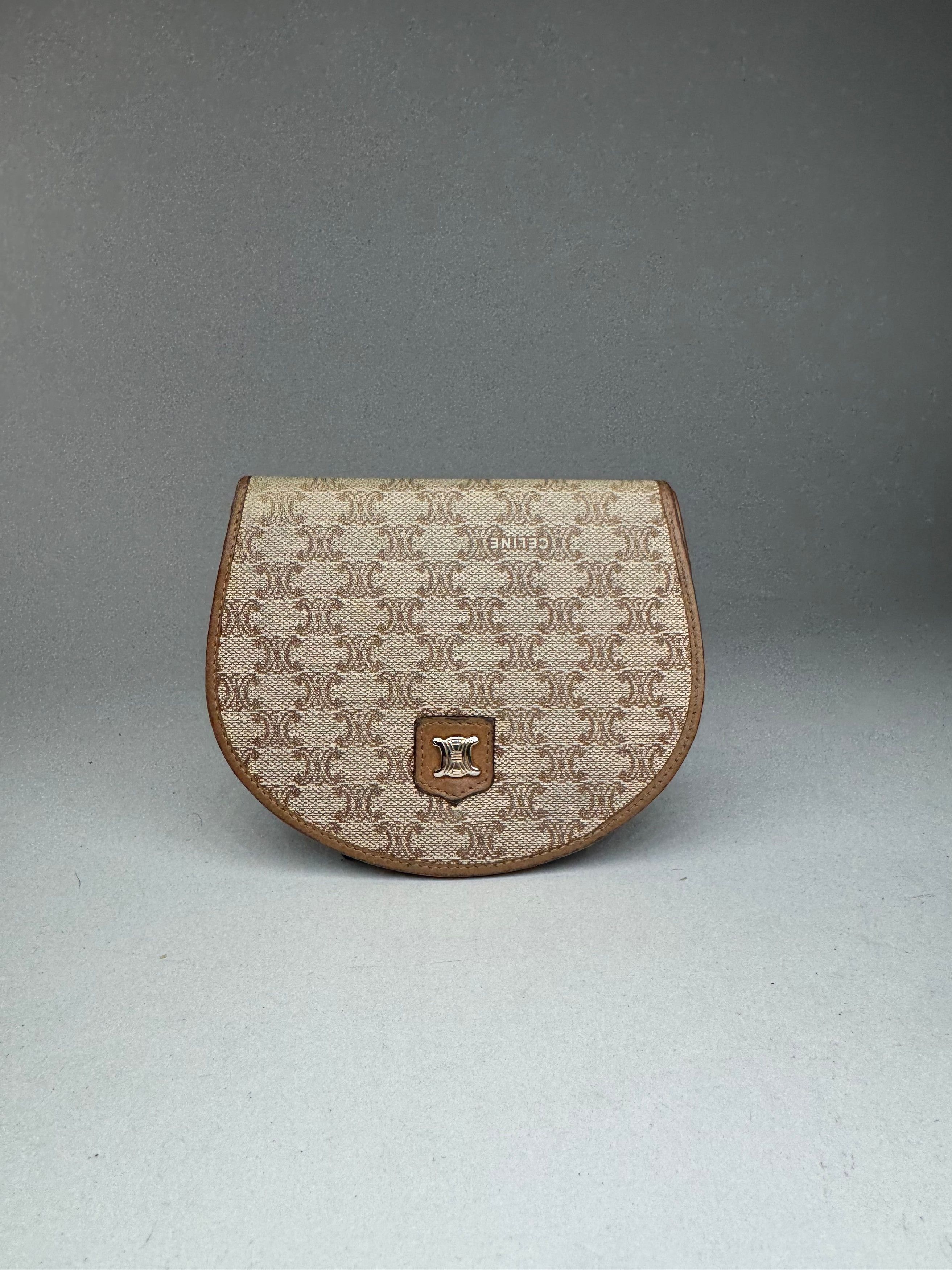 Celine Vintage Triomphe Leather wallet beige brown Size ONE SIZE - 1 Thumbnail