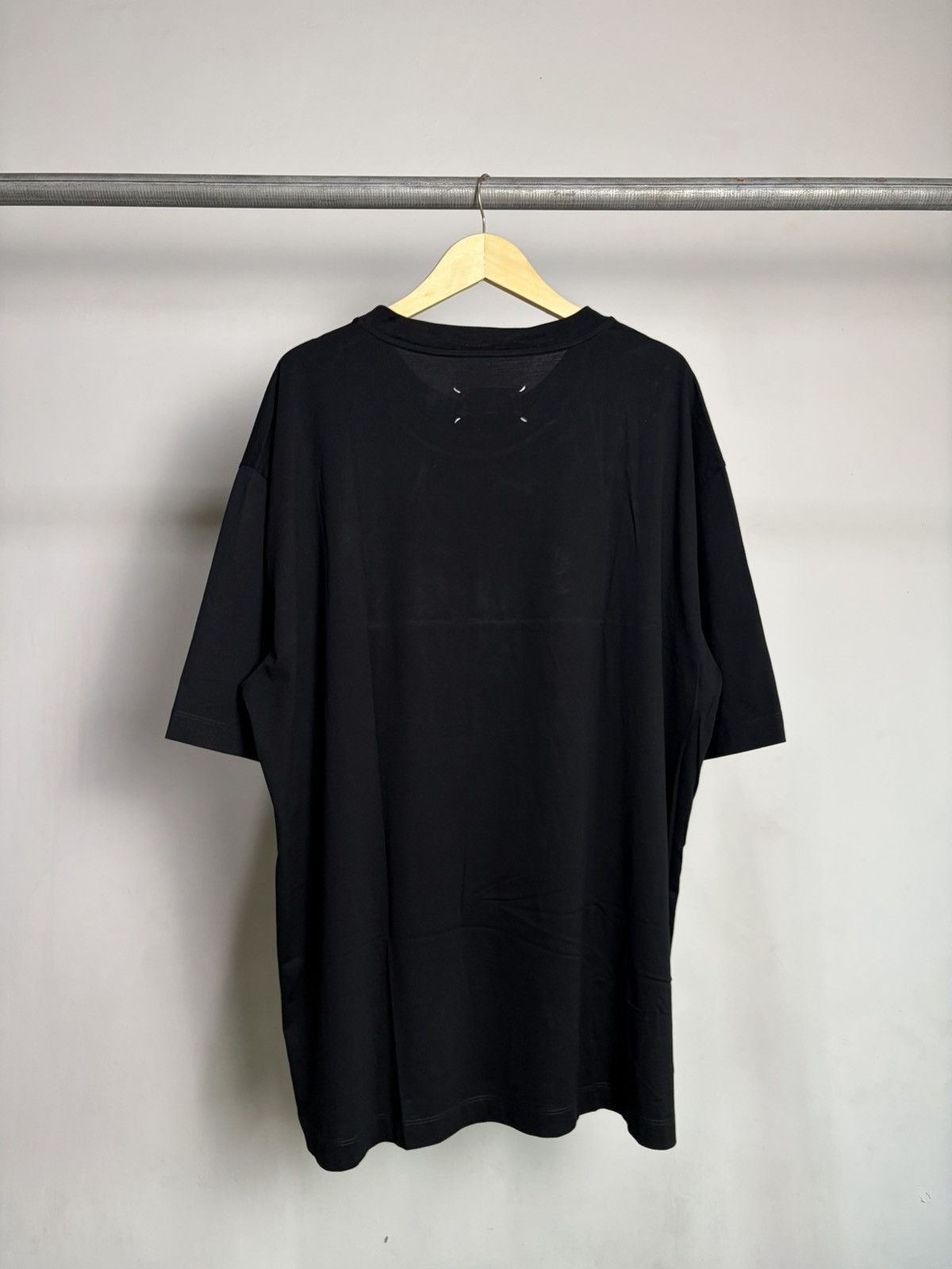Maison Margiela FREE TAX! Maison Margiela Scrap Logo Black Tee Size US L / EU 52-54 / 3 - 3 Thumbnail