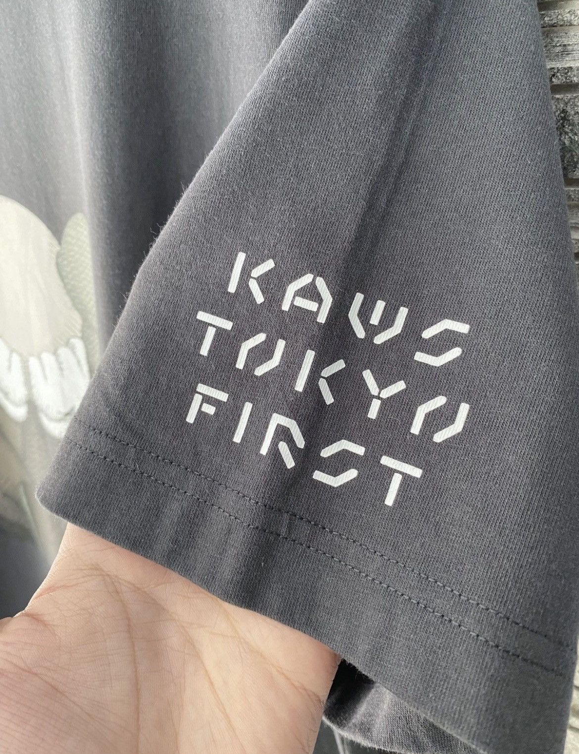 Kaws × Uniqlo Uniqlo kaws tokyo first Size US XL / EU 56 / 4 - 3 Thumbnail