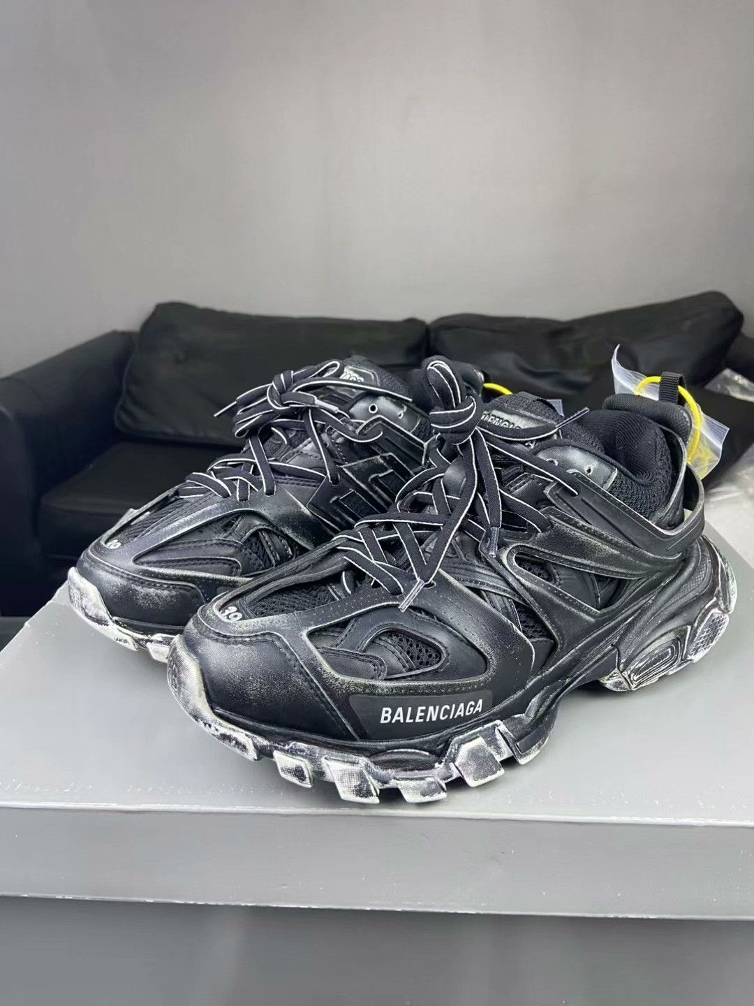 Balenciaga Balenciaga Distressed Black Lowtop Sneakers us_8-5 Women Size US 8.5 / IT 38.5 - 1 Thumbnail