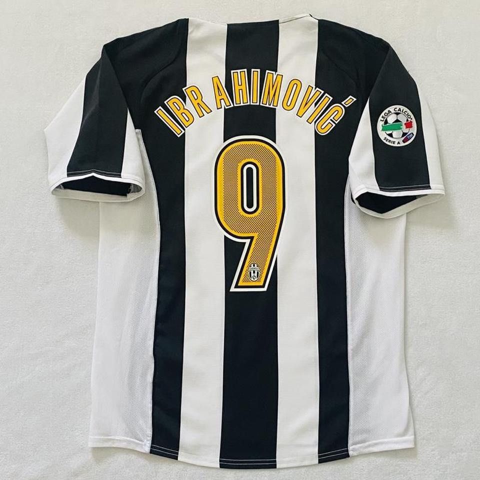 Nike Juventus Ibrahimović Lサイズ JUVENTUS 2005/06 IBRAHIMOVIC LONGSLEEVE HOME SHIRT (L) NIKE